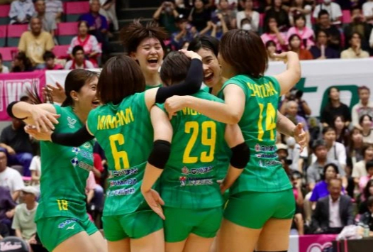 Thanh Thúy ra mắt ấn tượng, tràn trề cơ hội đấu chính tại Nhật Bản - Ảnh 2. Thanh Thúy ra mắt ấn tượng, tràn trề cơ hội đấu chính tại Nhật Bản - Ảnh 2.