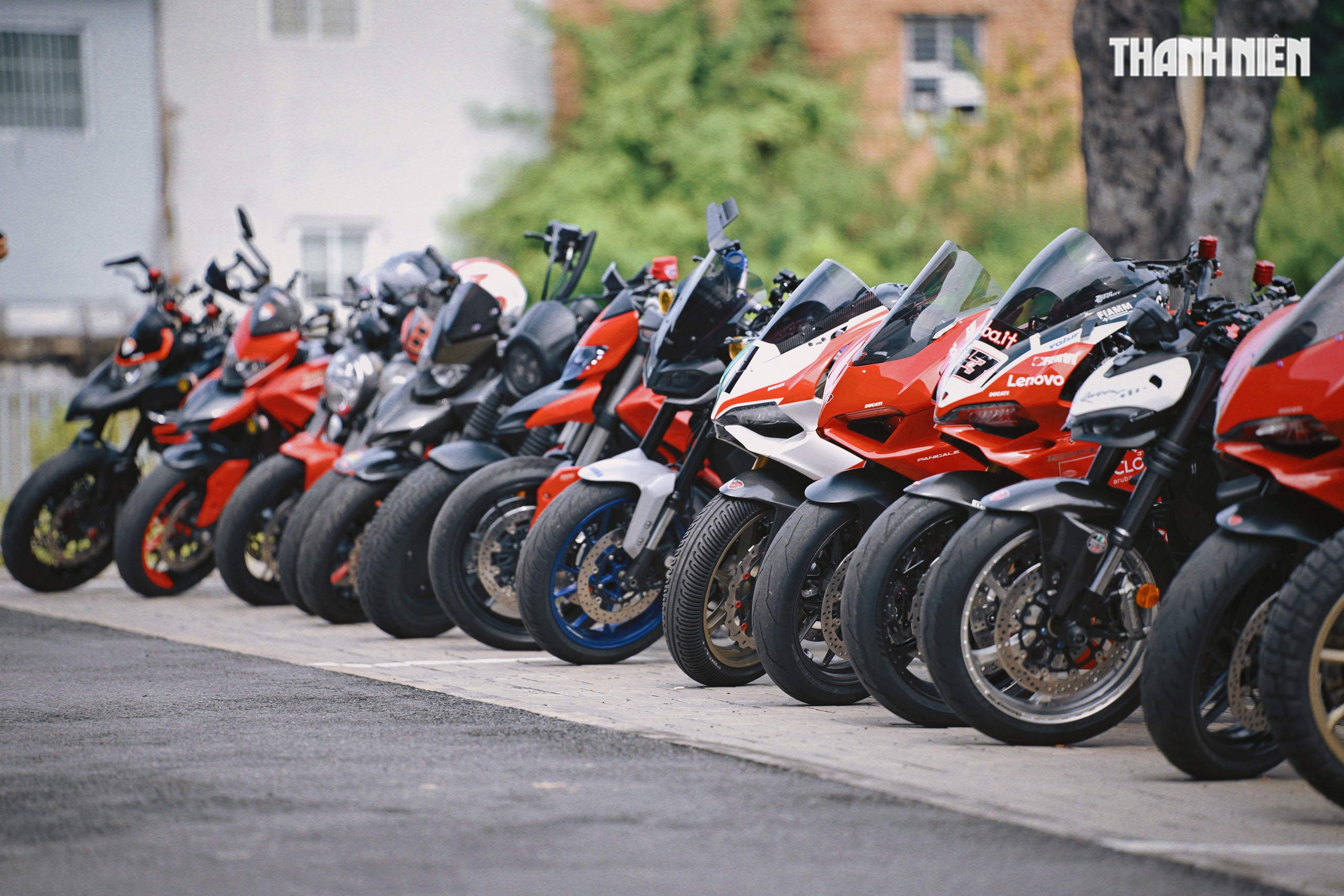 Vừa trở lại Việt Nam, Ducati lập tức giảm giá xe tăng ưu đãi- Ảnh 3.
