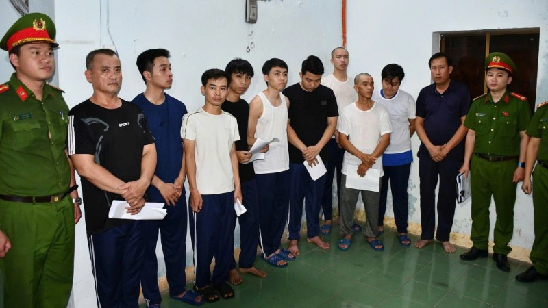 Đà Nẵng: Triệt phá đường dây buôn bán khí cười hơn 50 tỉ đồng- Ảnh 5.