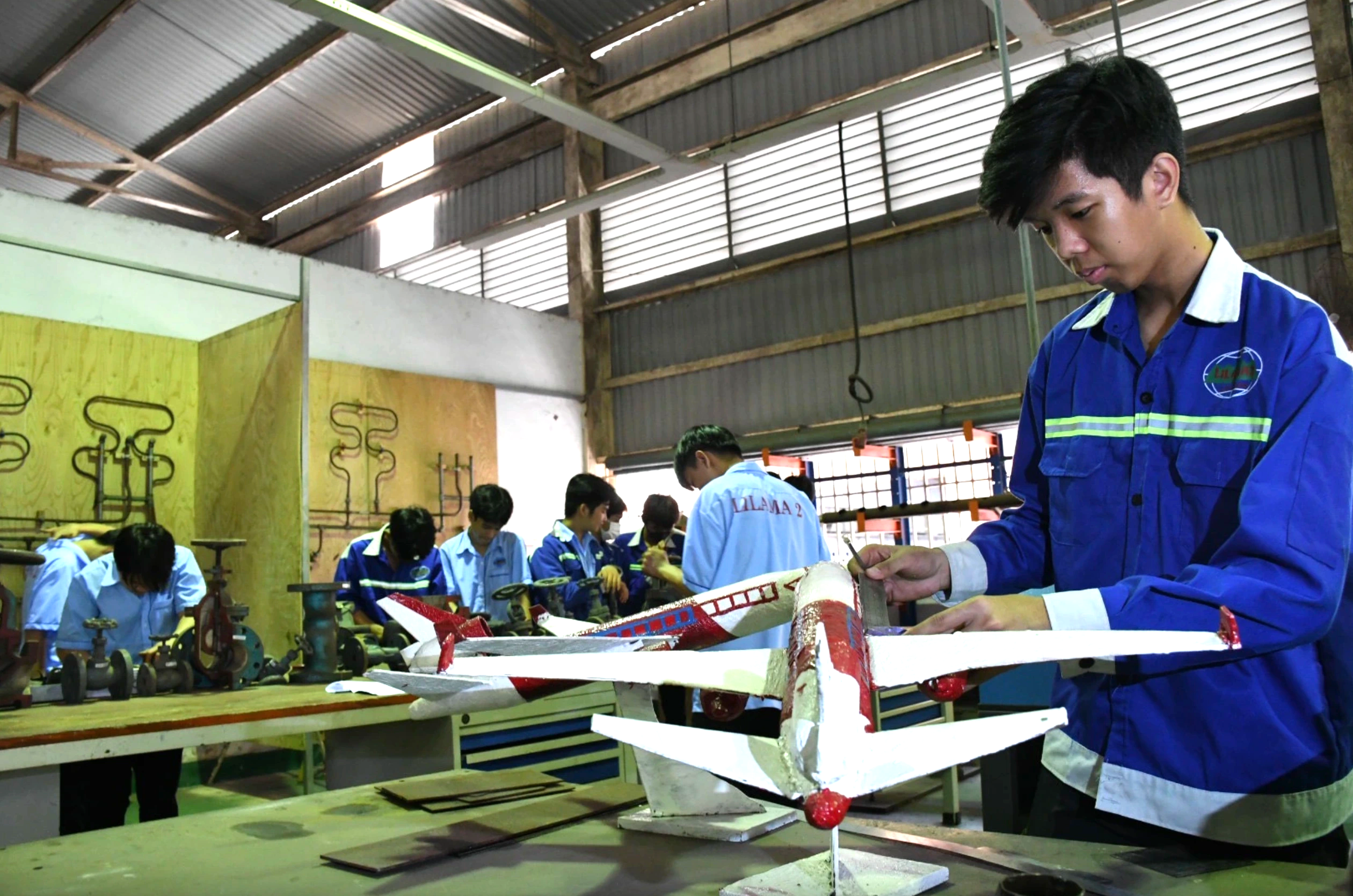 Cần 14.000 nhân lực cho sân bay Long Thành, cơ hội nào cho sinh viên CĐ? - Ảnh 1.