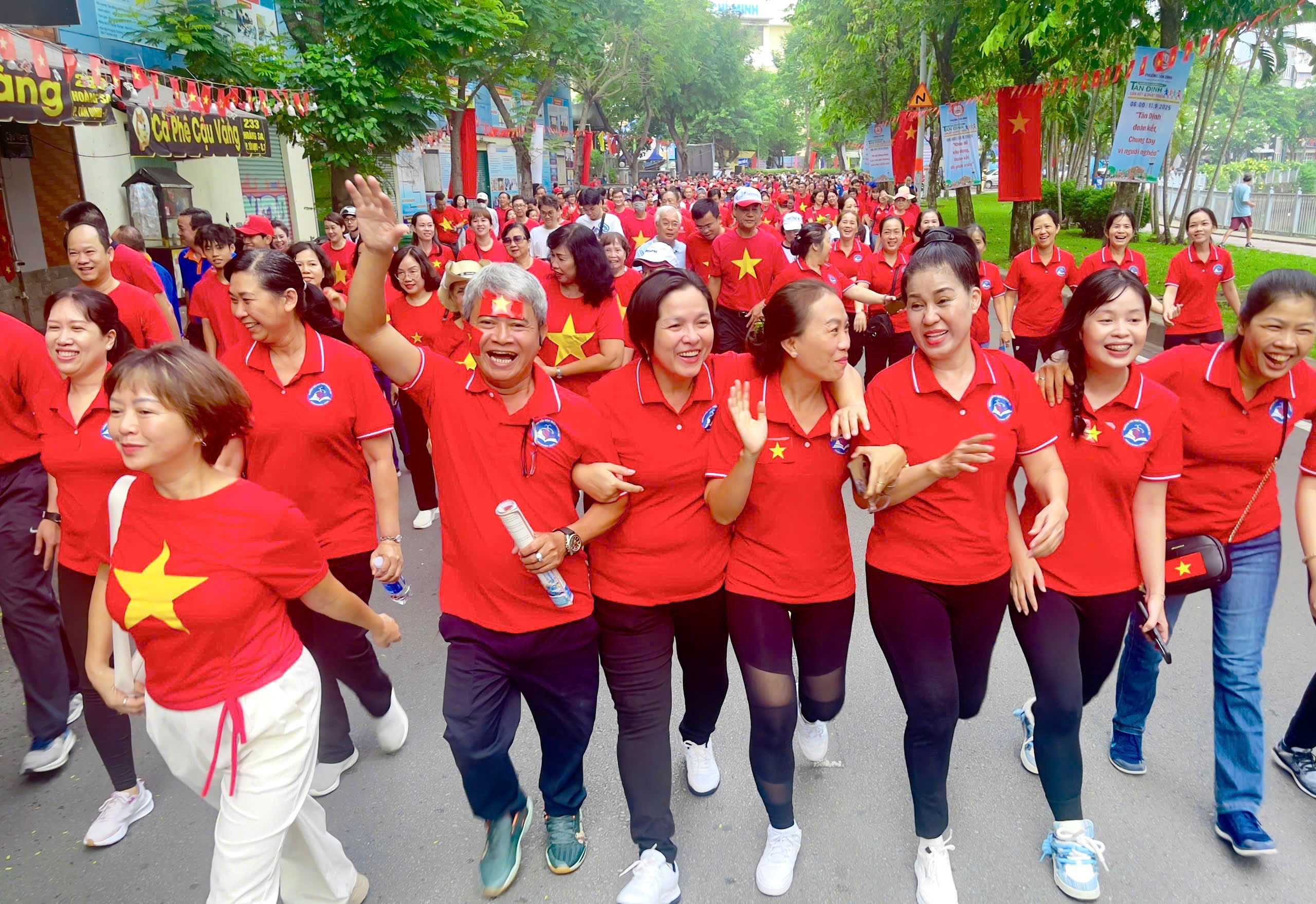 TP.HCM: Mỗi bước chân - Triệu tấm lòng, vì Tân Định gắn kết và phát triển- Ảnh 2.