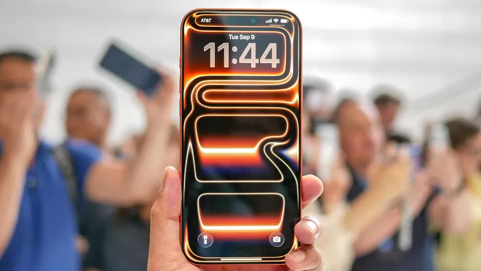 iPhone 17 đánh bại Galaxy S25 bằng chính sở trường của Samsung - Ảnh 1.