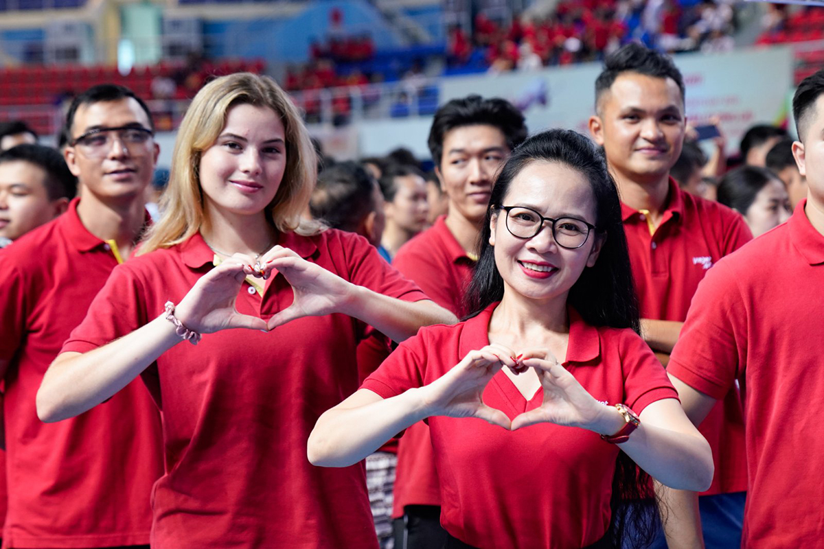 Khoảnh khắc đáng nhớ của các ‘chiến binh bầu trời’ tại Vietjet Sports Day 2025 - Ảnh 2.