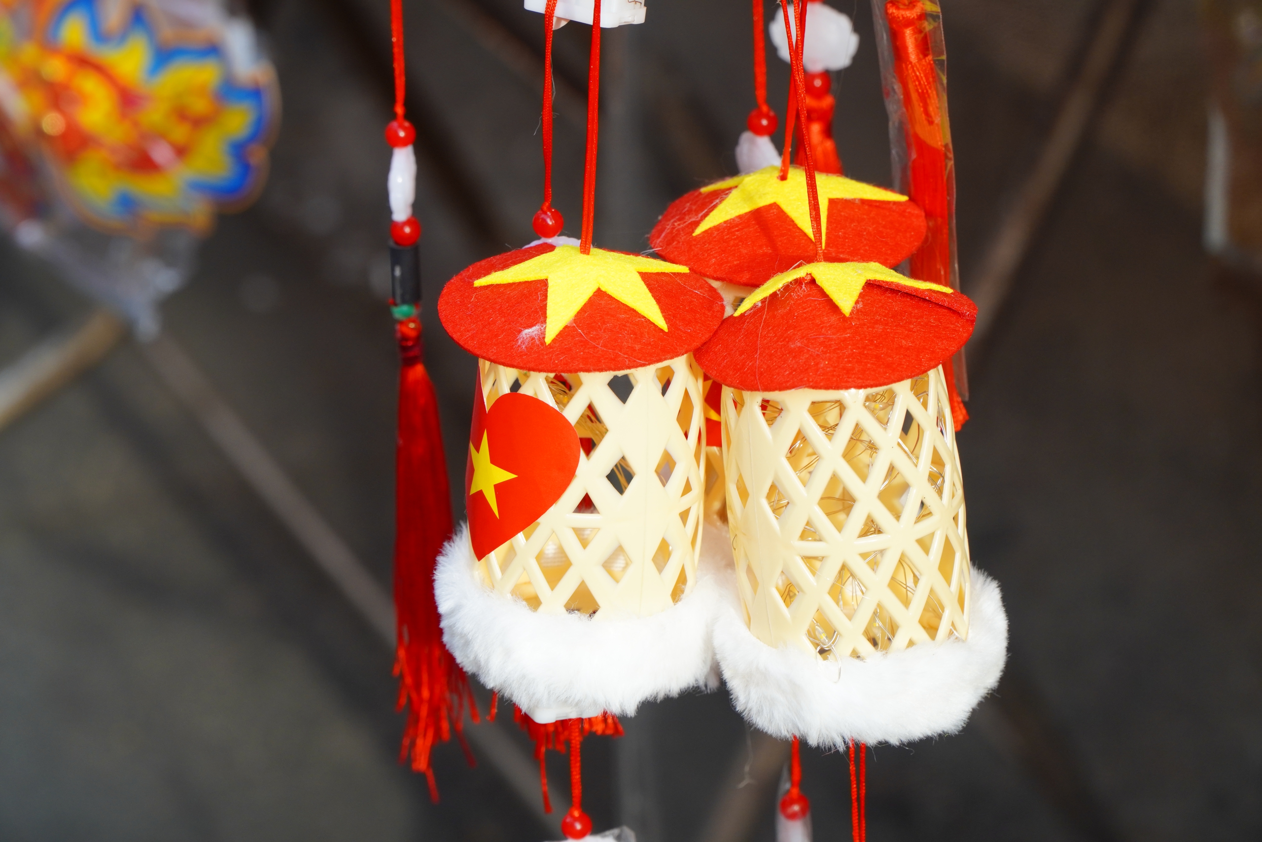 Những địa điểm khám phá Trung thu xưa giữa lòng TP . HCM không thể bỏ lỡ - Ảnh 2.