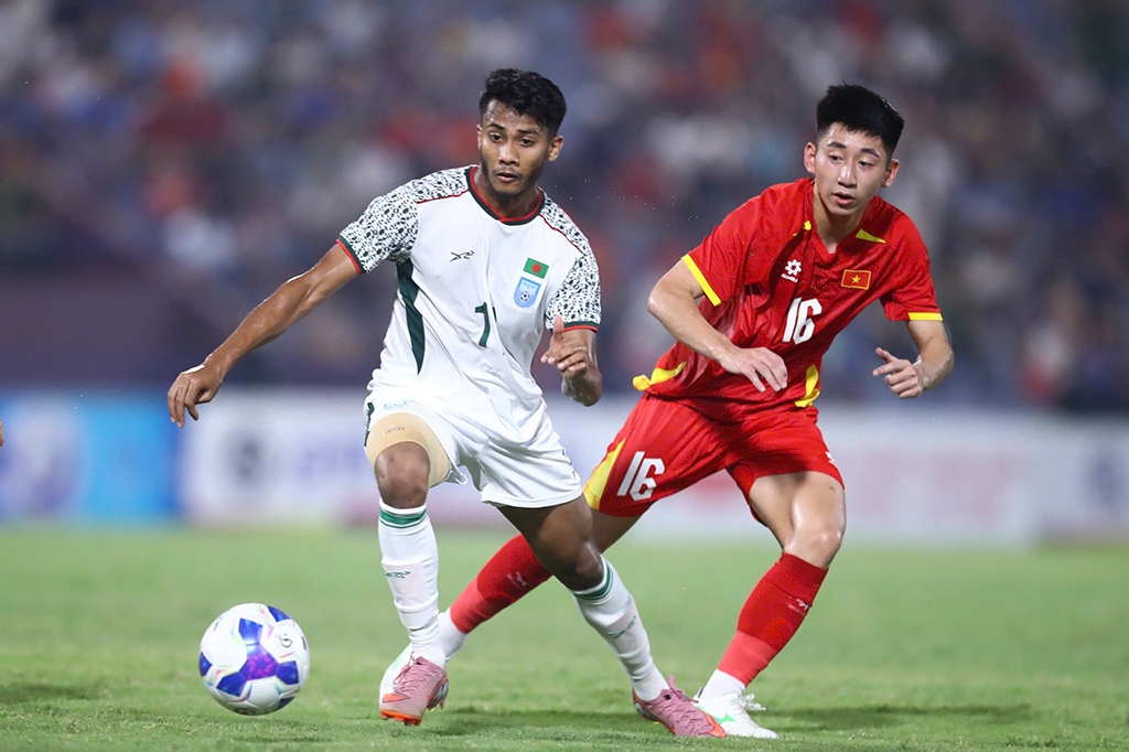 Punctul forte pentru ca echipa U.23 Vietnam să cucerească noi culmi - Foto 1. Điểm tựa để U.23 Việt Nam chinh phục đỉnh cao mới- Ảnh 1.