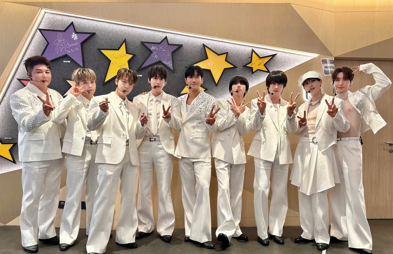 Các thành viên hủy theo dõi nhau, Super Junior vướng nghi vấn bất hòa nội bộ? - Ảnh 2.