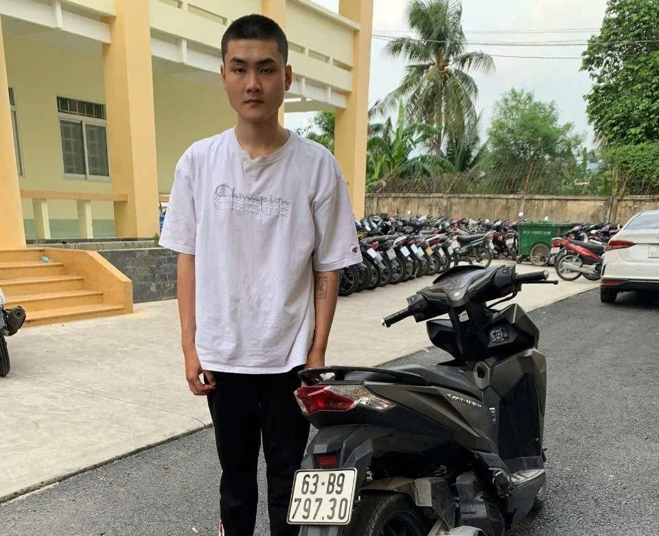 Mượn xe của nhiều bạn đem cầm cố, nam thanh niên ở Đồng Tháp bị bắt - Ảnh 1.
