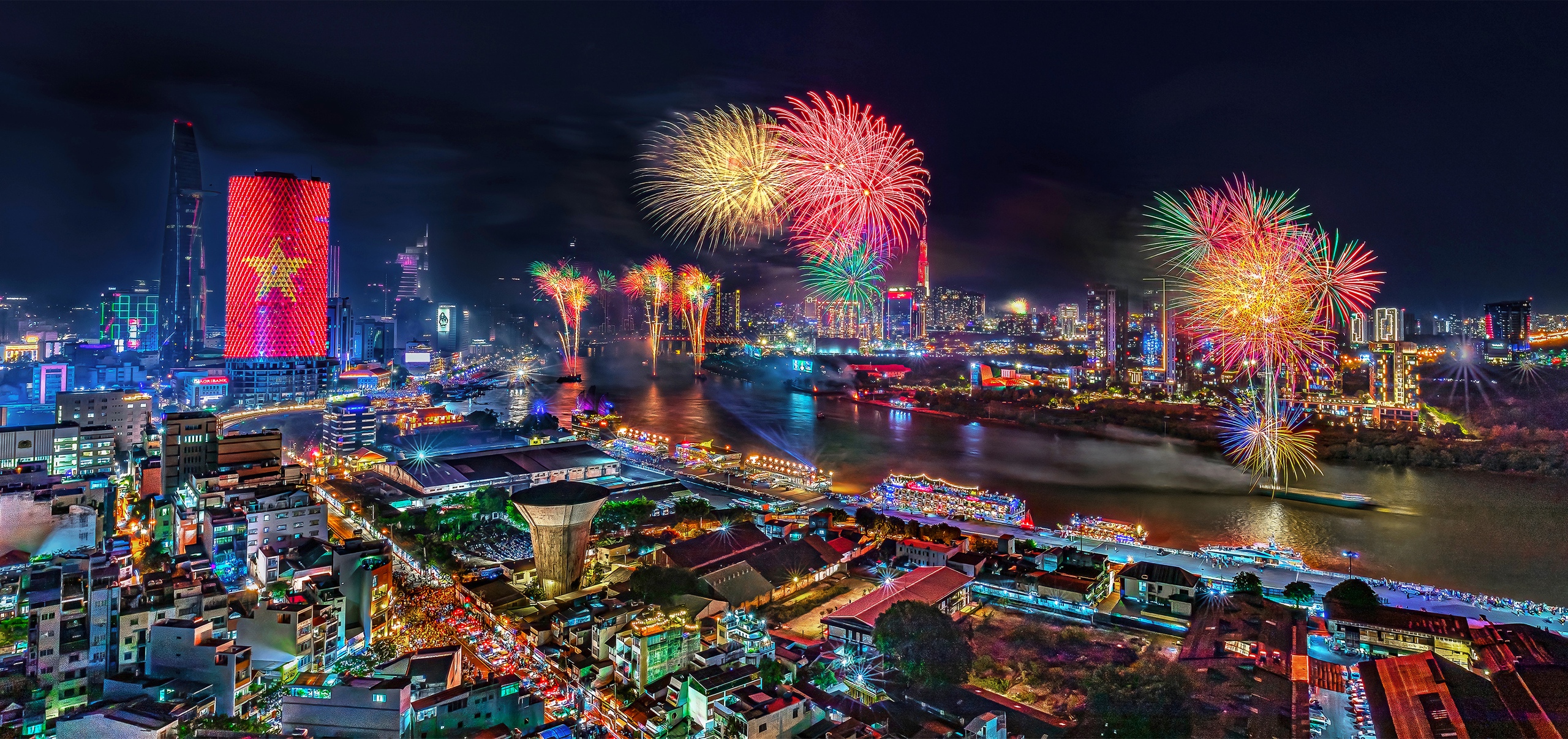 Preisverleihung und Ausstellung „Neue Farben von Ho-Chi-Minh-Stadt“ – Foto 6.  Trao giải và triển lãm 'TP.HCM sắc màu mới'- Ảnh 6.