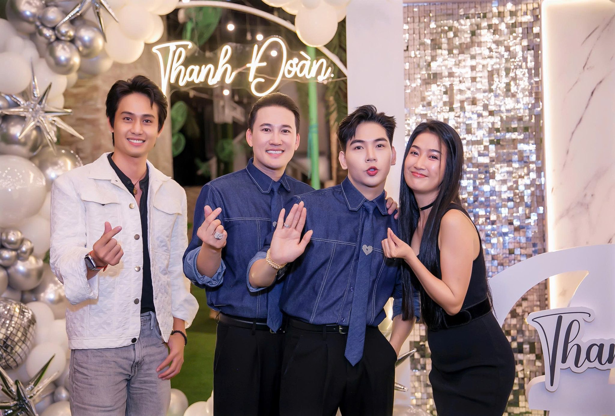 'Nữ hoàng phim xưa' Quỳnh Lam công khai bạn trai kém gần 10 tuổi - Ảnh 2.