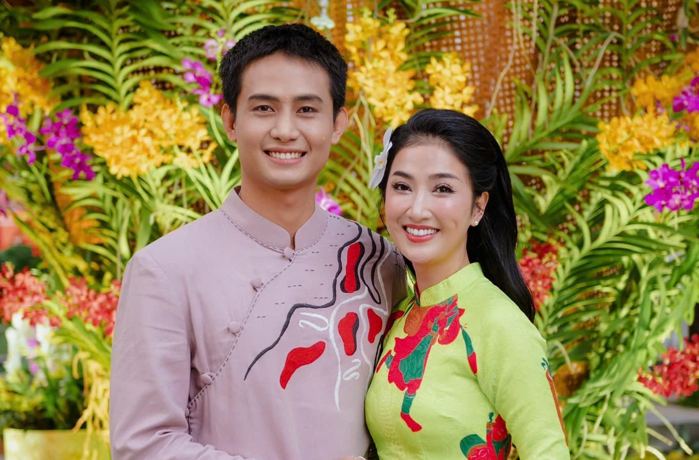 'Nữ hoàng phim xưa' Quỳnh Lam công khai bạn trai kém gần 10 tuổi - Ảnh 1.