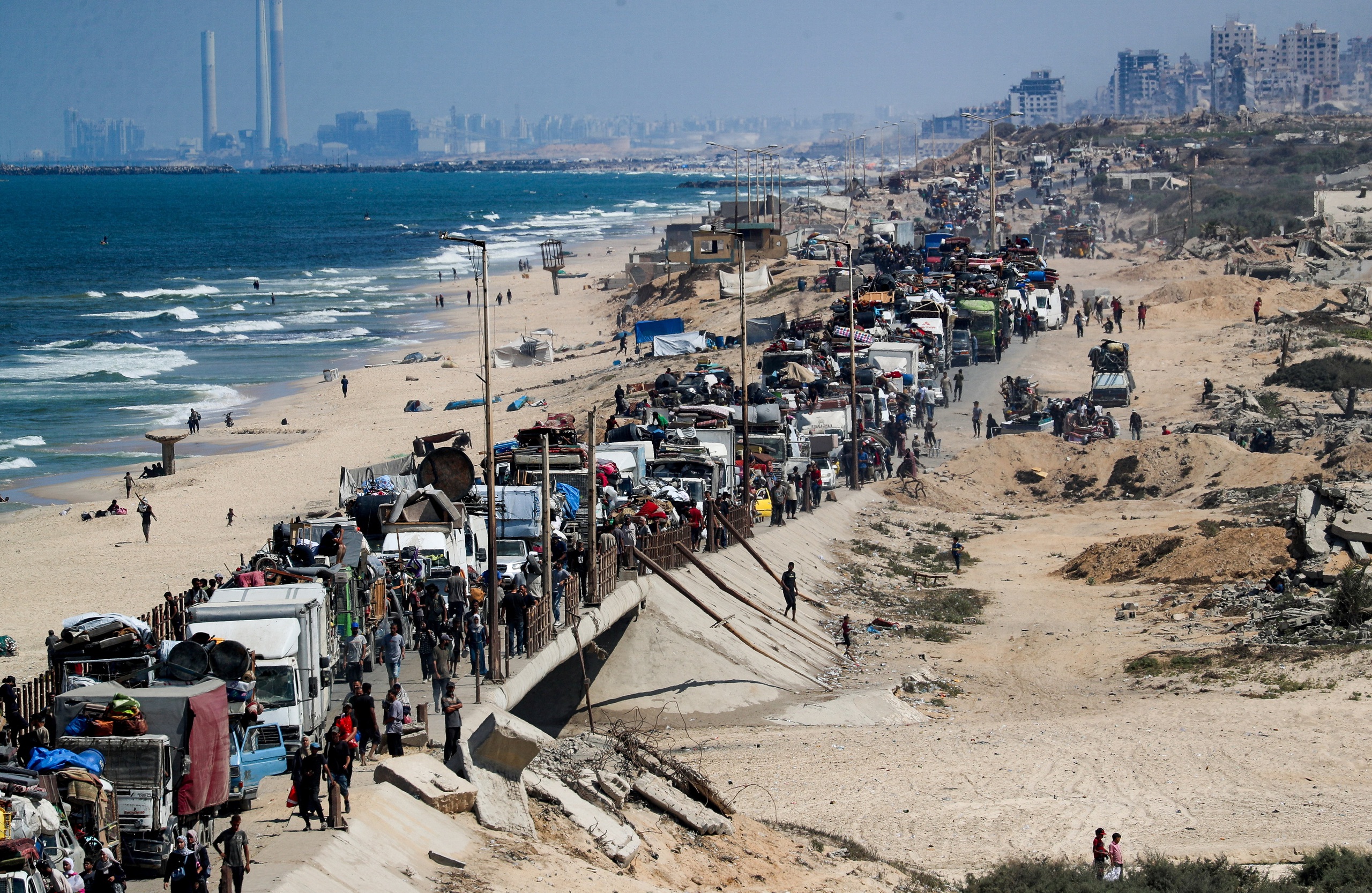 Israel tuyên bố 'Gaza bốc cháy', LHQ cô…