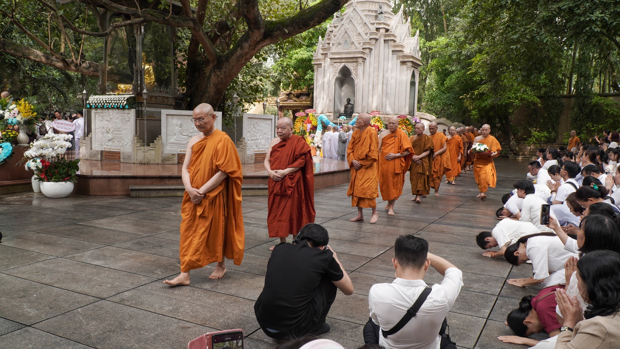 Từ dấu chân lịch sử đến hơi thở điện ảnh về Phật giáo nguyên thủy Việt Nam - Ảnh 4. Từ dấu chân lịch sử đến hơi thở điện ảnh về Phật giáo nguyên thủy Việt Nam - Ảnh 4.
