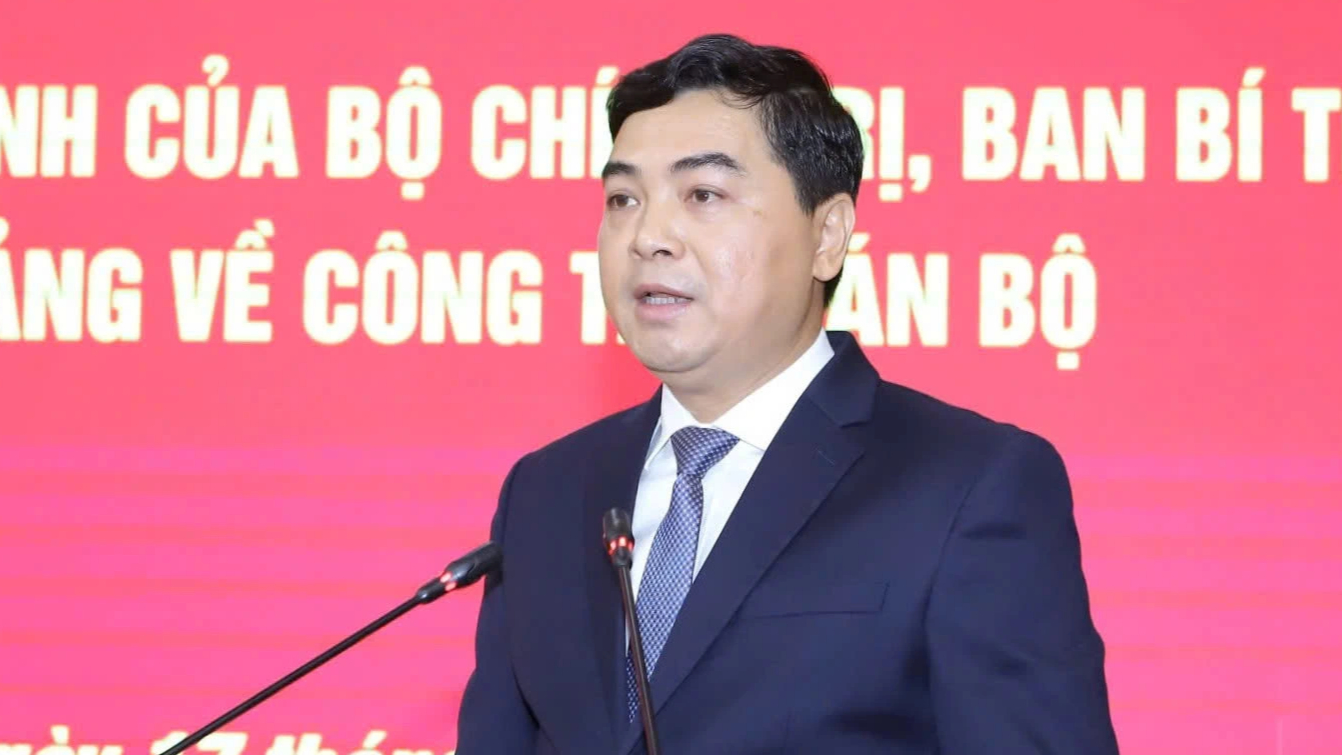Ông Nguyễn Hoài Anh giữ chức Chủ tịch UBND tỉnh Thanh Hóa - Ảnh 1.