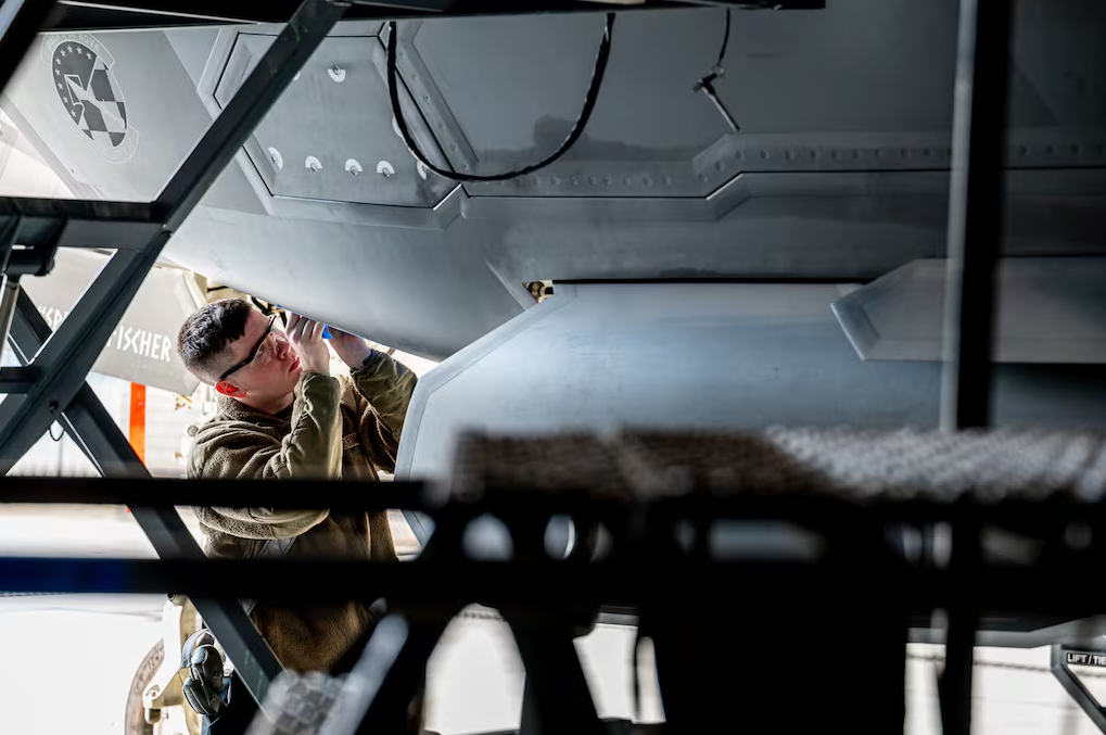 Đến năm 2032, dòng tiêm kích F-35 sẽ 'biến hóa' nguy hiểm hơn nữa- Ảnh 1.