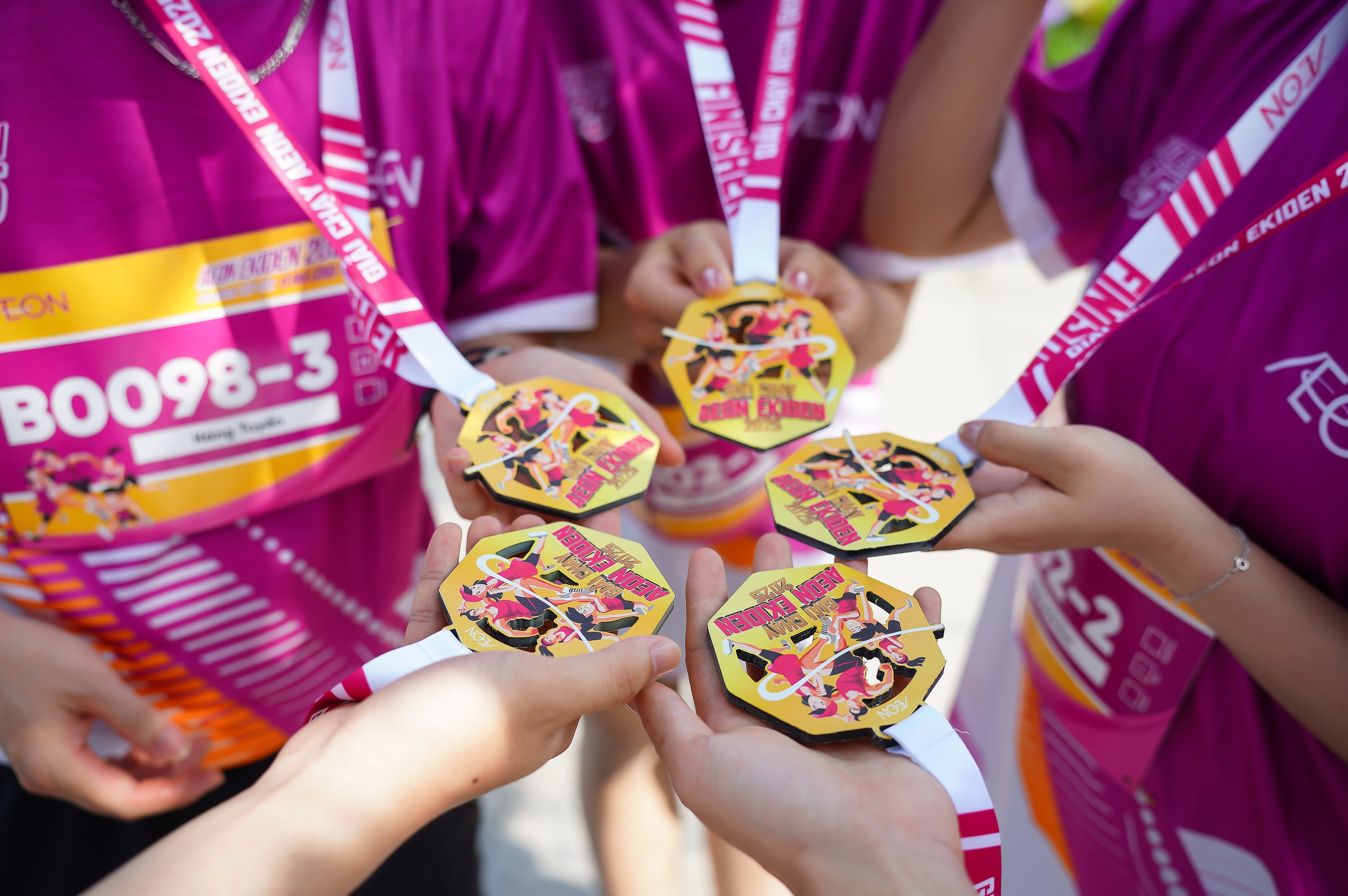 Στιγμιότυπα από τον αγώνα AEON Ekiden 2025 - Φωτογραφία 2. Đặc sắc giải chạy AEON Ekiden 2025 - Ảnh 2.