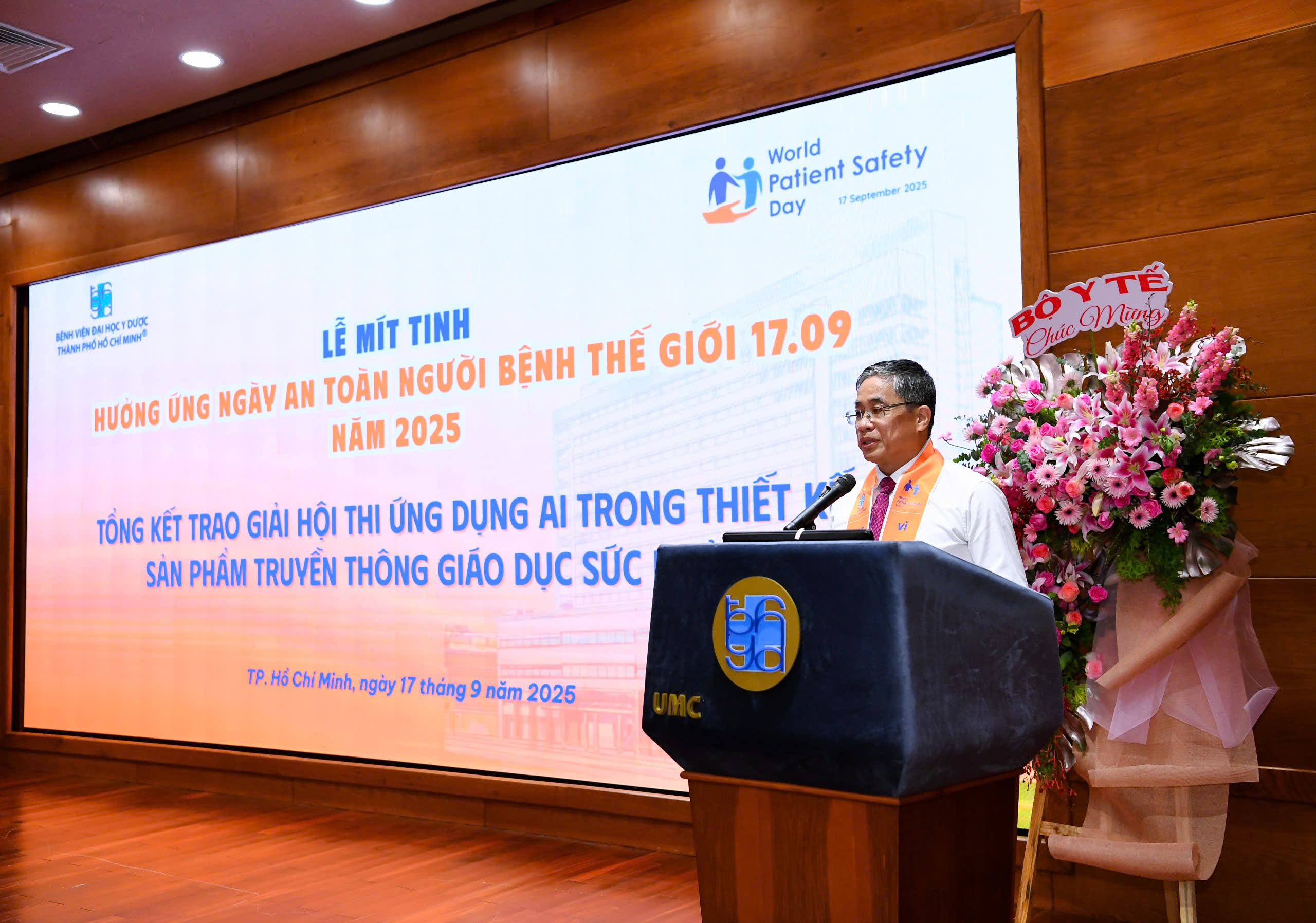 Hưởng ứng Ngày An toàn người bệnh thế giới - Ảnh 1.