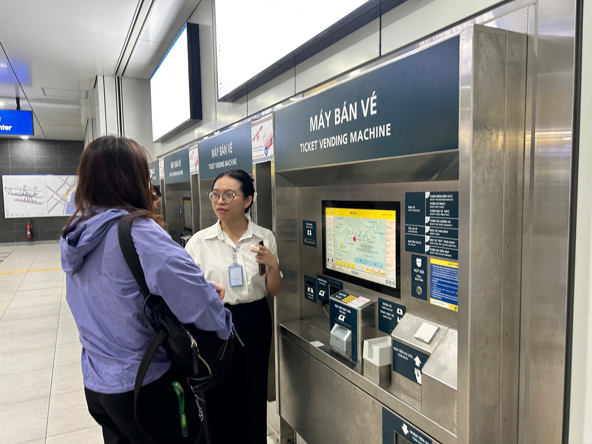 Metro ngưng bán vé giấy: Người hào hứng vì không còn chờ lâu như trước- Ảnh 12.