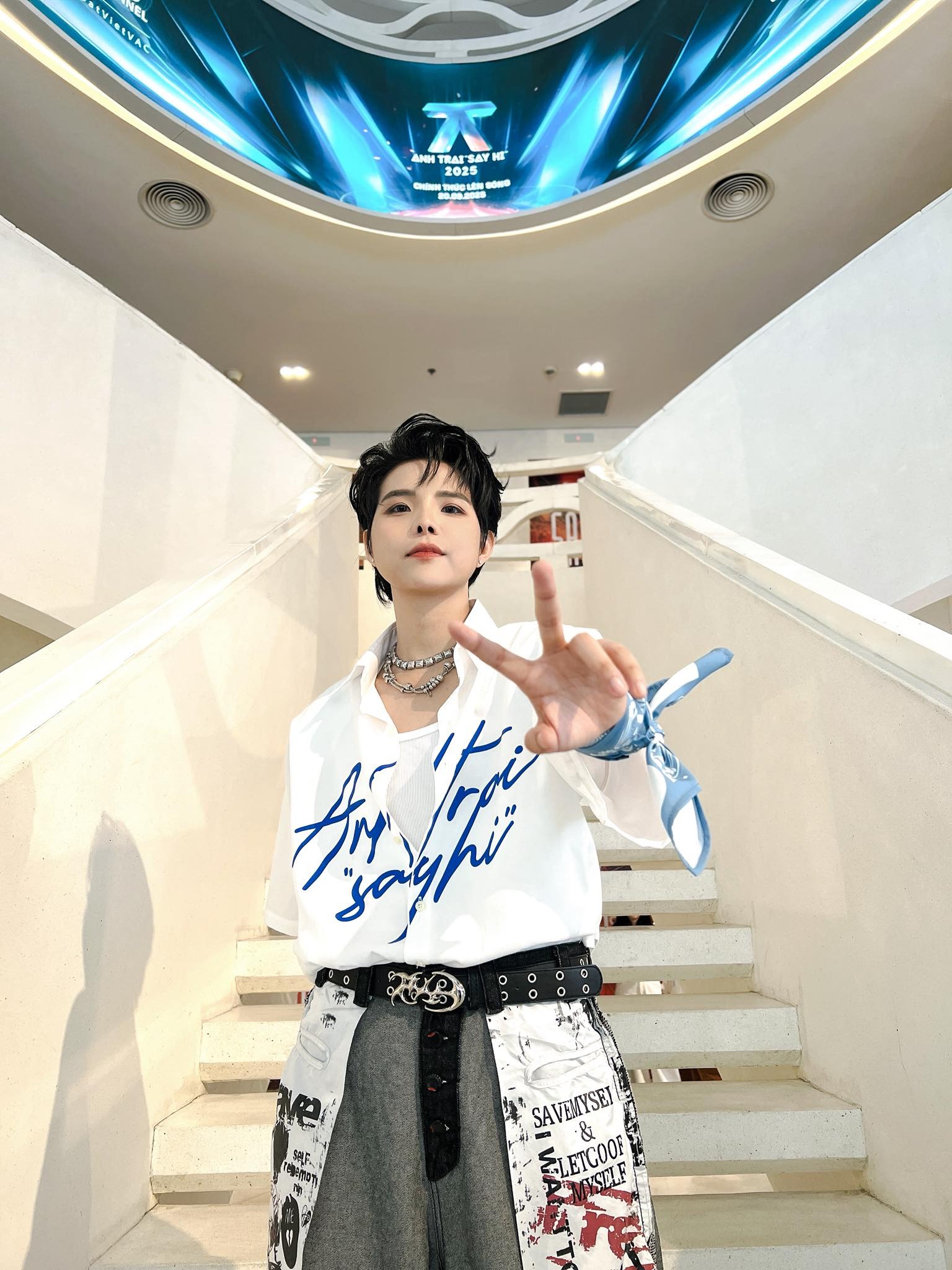 Vũ Cát Tường nói gì về 'ồn ào' khi tham gia 'Anh trai say hi'? - Ảnh 1.