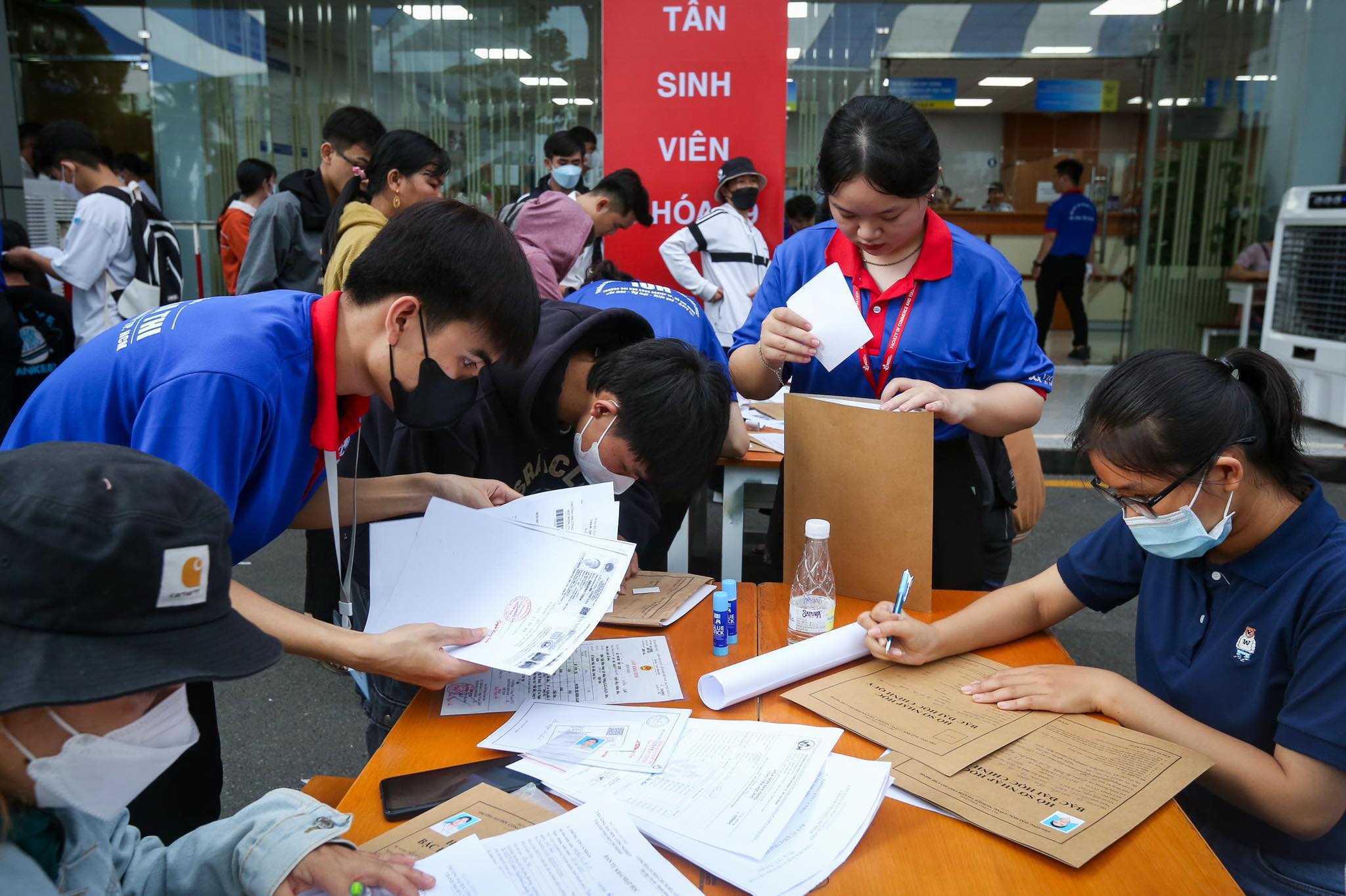 Xét học bạ vào đại học, có nên duy trì? - Ảnh 2.