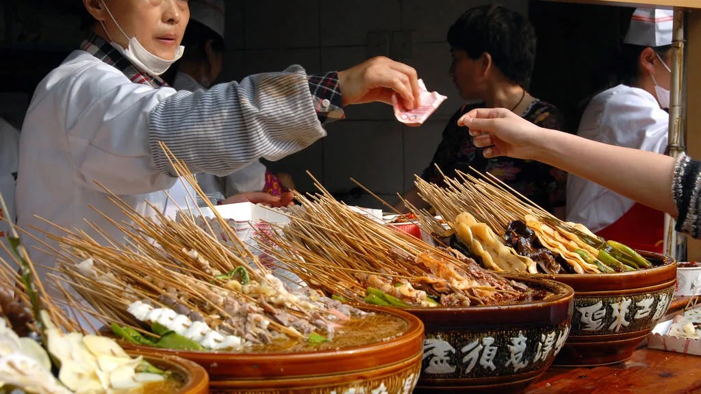Điểm đến ở Việt Nam vào top 10 thành phố ẩm thực đường phố ngon nhất châu Á - Ảnh 10.