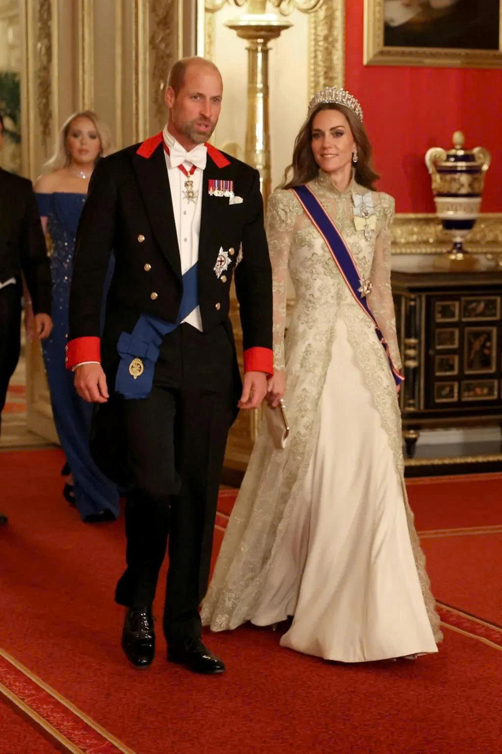 Cuộc 'đối đầu' về thời trang giữa Melania Trump và Công nương Kate - Ảnh 4.
