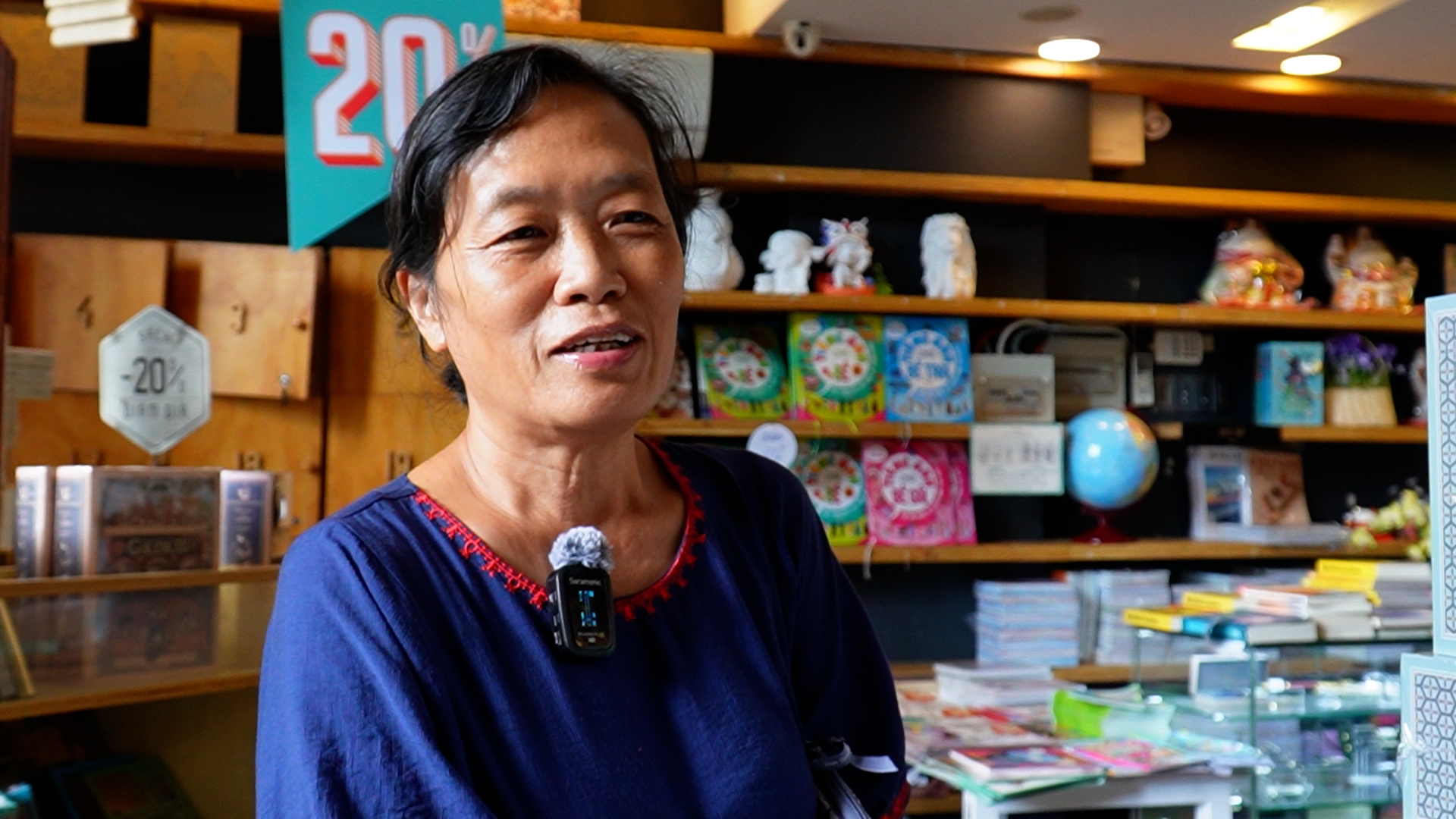 Nhà sách Cá Chép Nguyễn Thị Minh Khai đóng cửa - Ảnh 2.