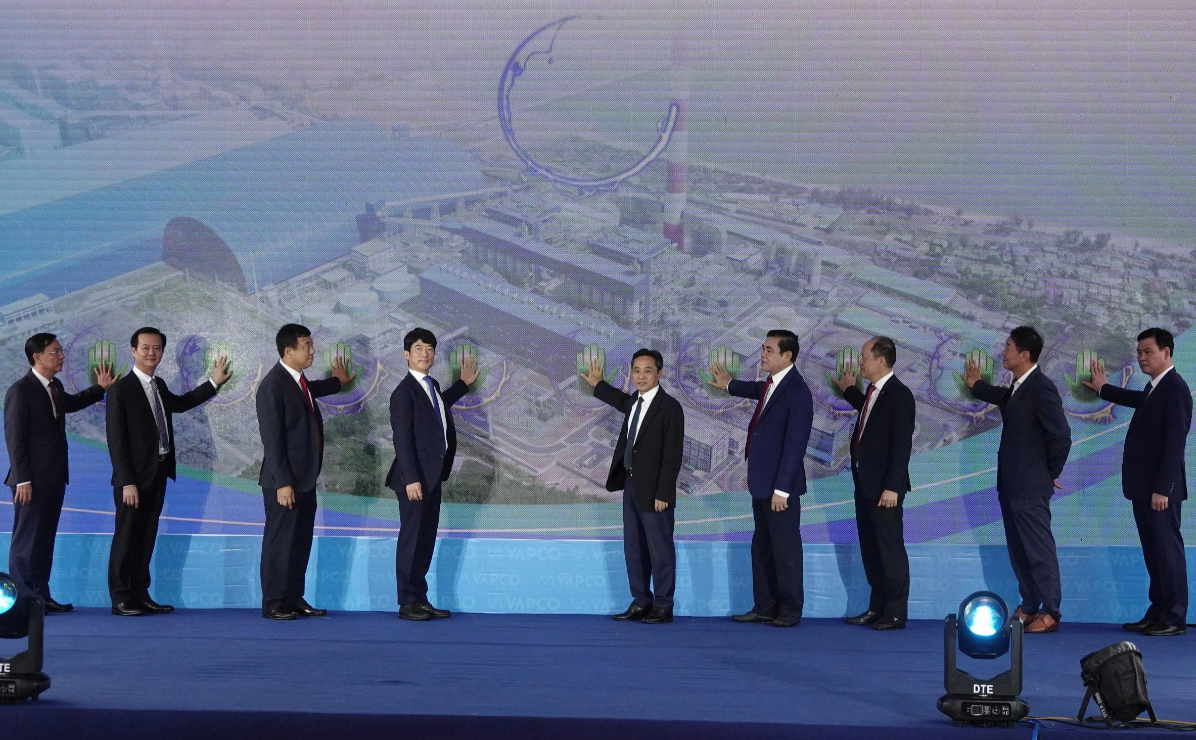 Khánh thành tổ máy số 1 Nhà máy nhiệt điện Vũng Áng II - Ảnh 1.