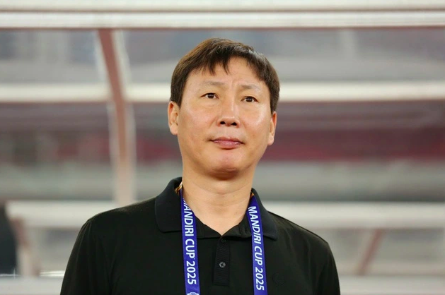 Nečekané nové prvky vietnamského týmu, riskantní tah pana Kima? - Foto 3. Những nhân tố mới bất ngờ của đội tuyển Việt Nam, nước cờ mạo hiểm của ông Kim?- Ảnh 3.