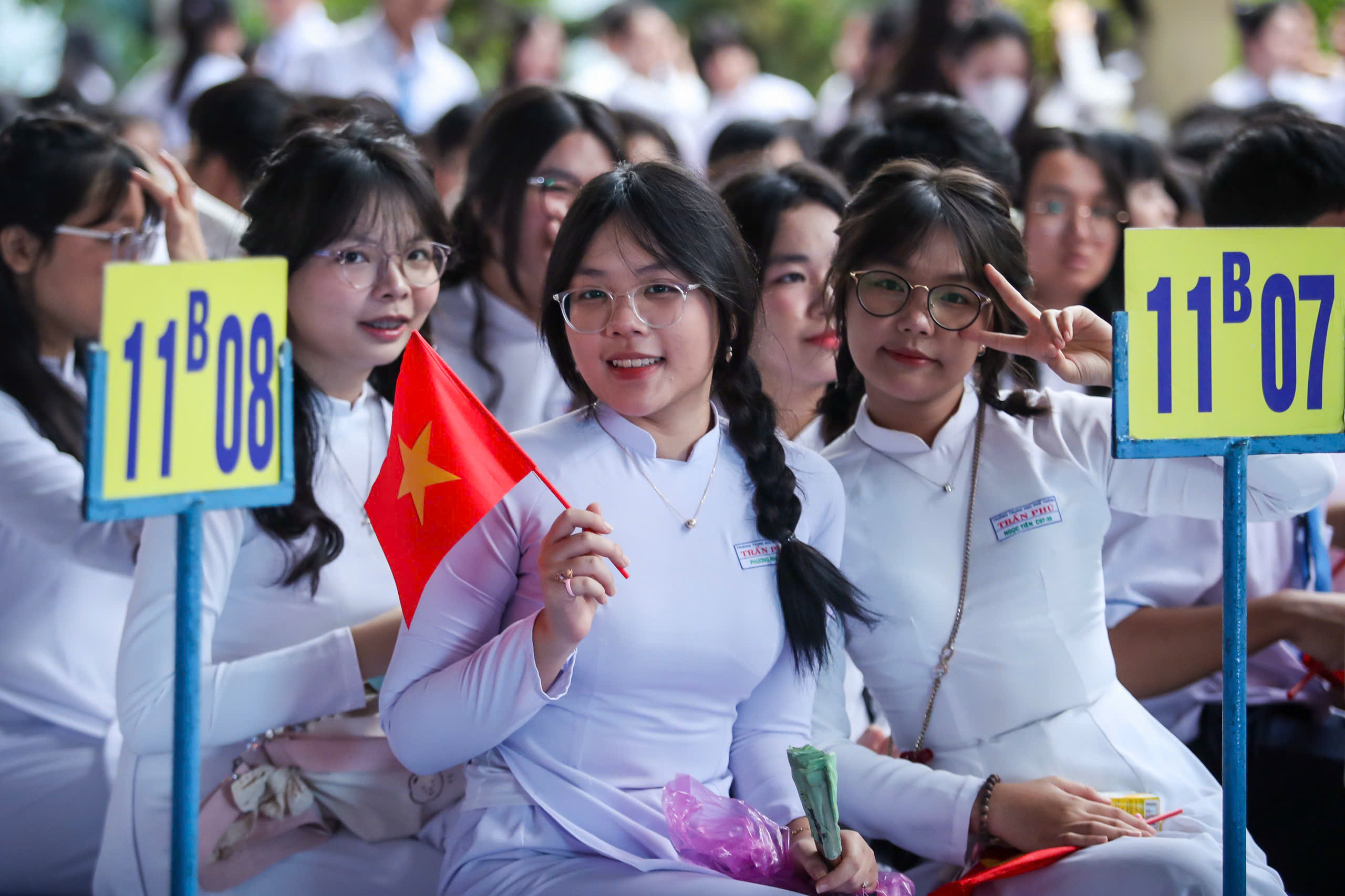 Tranh luận về việc giữ hay bỏ phương thức xét tuyển ĐH bằng học bạ? - Ảnh 2.