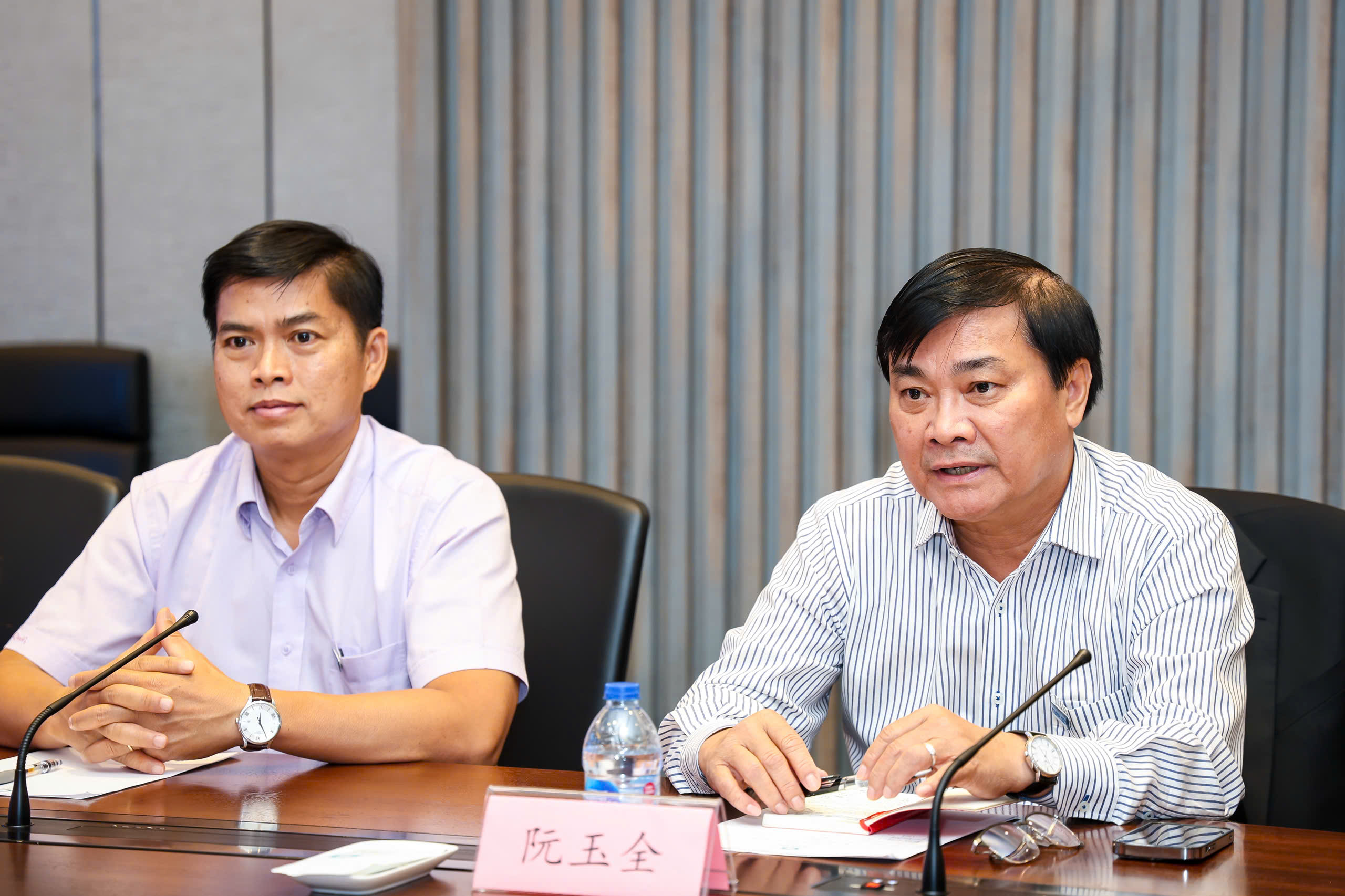 Báo Thanh Niên trao đổi hợp tác công nghệ truyền thông số với báo chí Thượng Hải- Ảnh 2.