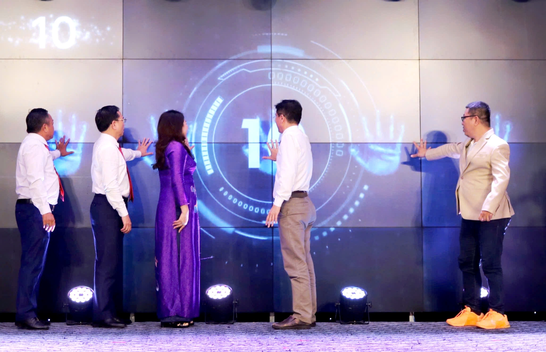 Đà Nẵng: P.Tam Kỳ ra mắt trợ lý AI hỗ trợ thủ tục hành chính - Ảnh 1.
