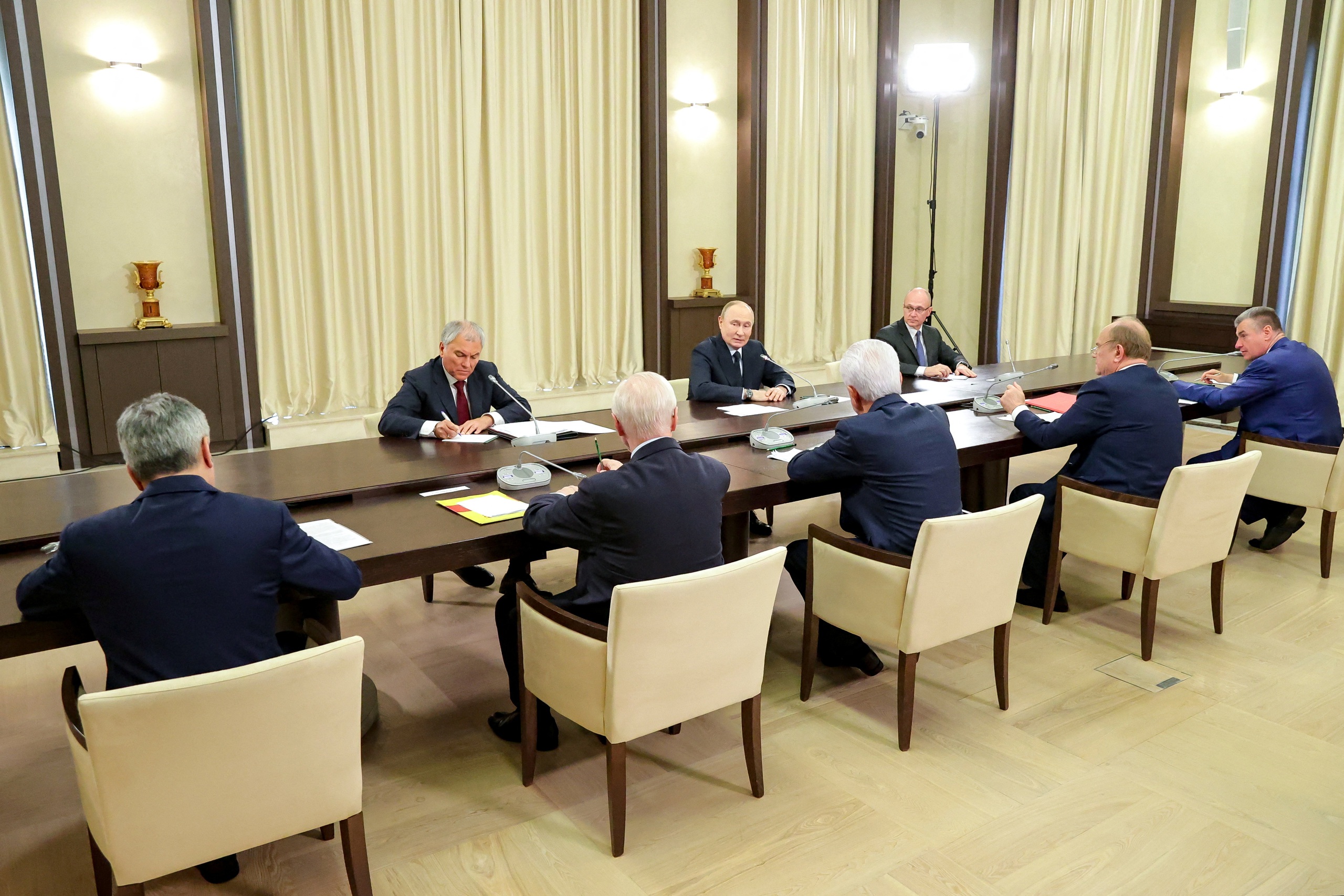 Tổng thống Putin miêu tả phẩm chất của lãnh đạo kế cận - Ảnh 1.