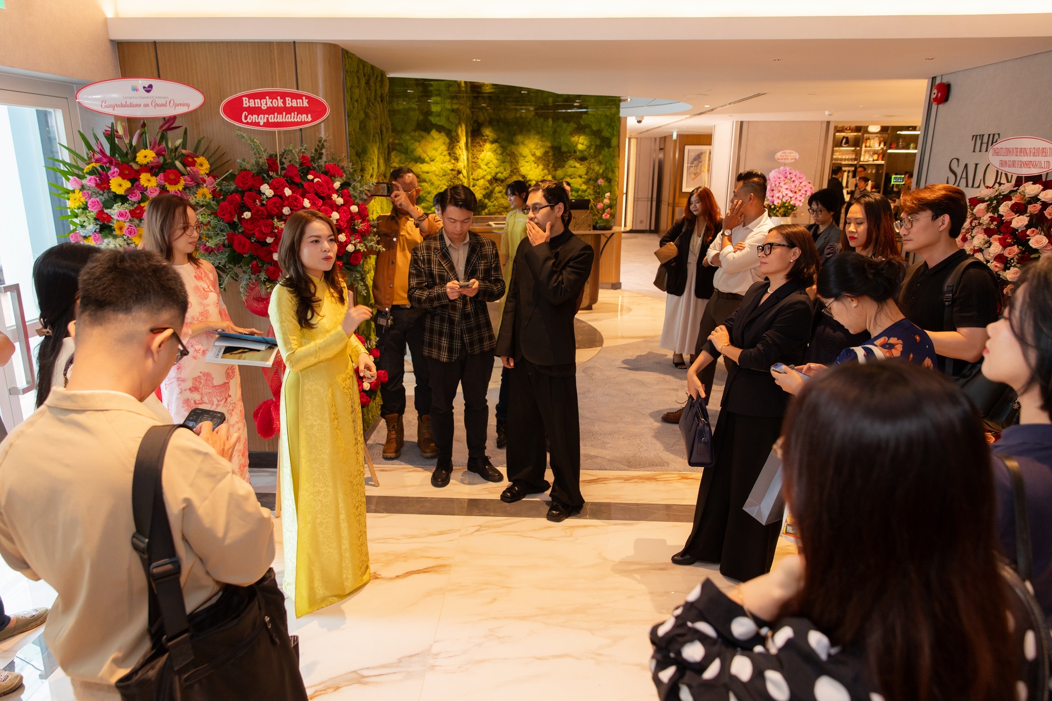 Sheraton 'tái sinh' tòa nhà 22 năm tuổi giữa trung tâm TP.HCM- Ảnh 2. Sheraton 'tái sinh' tòa nhà 22 năm tuổi giữa trung tâm TP.HCM- Ảnh 2.