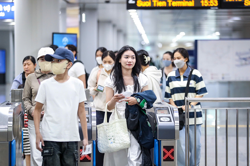 TP.HCM tiến tới Đại hội Đảng bộ lần thứ I: TP.HCM với tầm nhìn 'siêu đô thị quốc tế'- Ảnh 1.