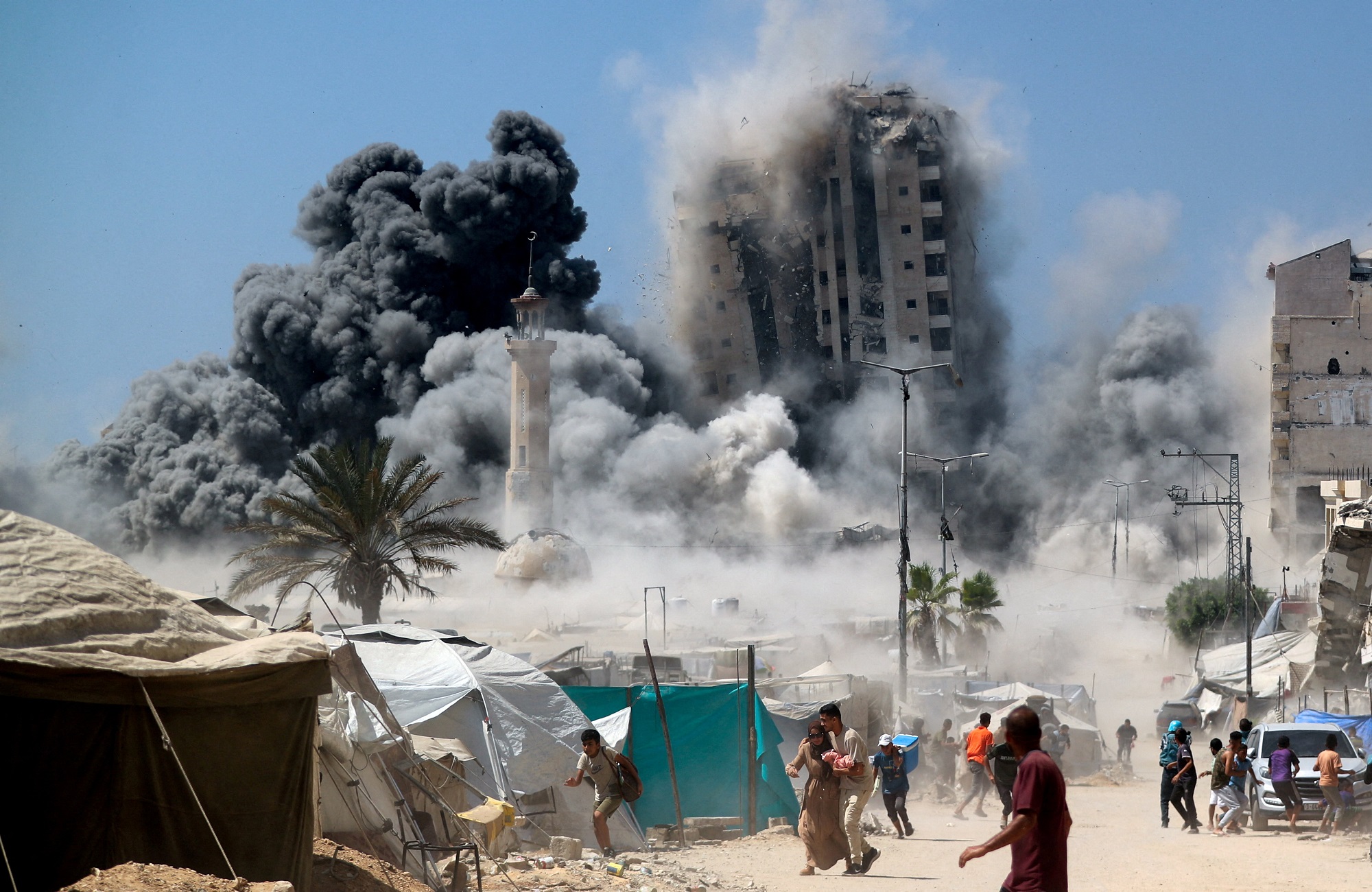 Mỹ bác lời kêu gọi ngừng bắn ở Gaza, xe tăng Israel tấn công thành phố Gaza - Ảnh 1.