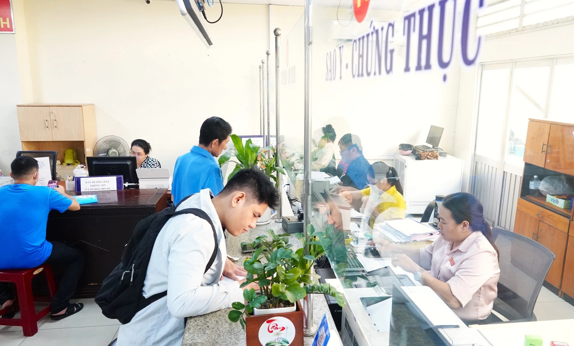 Tin tức đặc biệt trên báo in Thanh Niên 20.9.2025 - Ảnh 2.