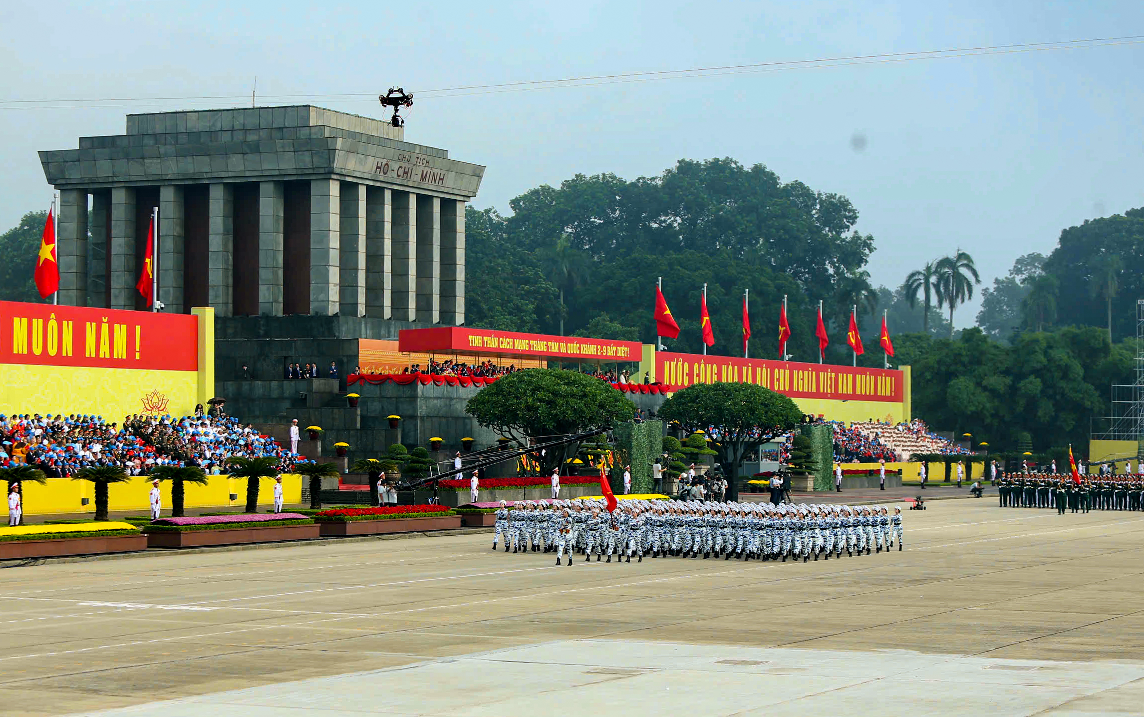 Bật mí những loại súng của khối quân đội nước ngoài tham gia diễu binh A80- Ảnh 1. Bật mí những loại súng của khối quân đội nước ngoài tham gia diễu binh A80- Ảnh 1.