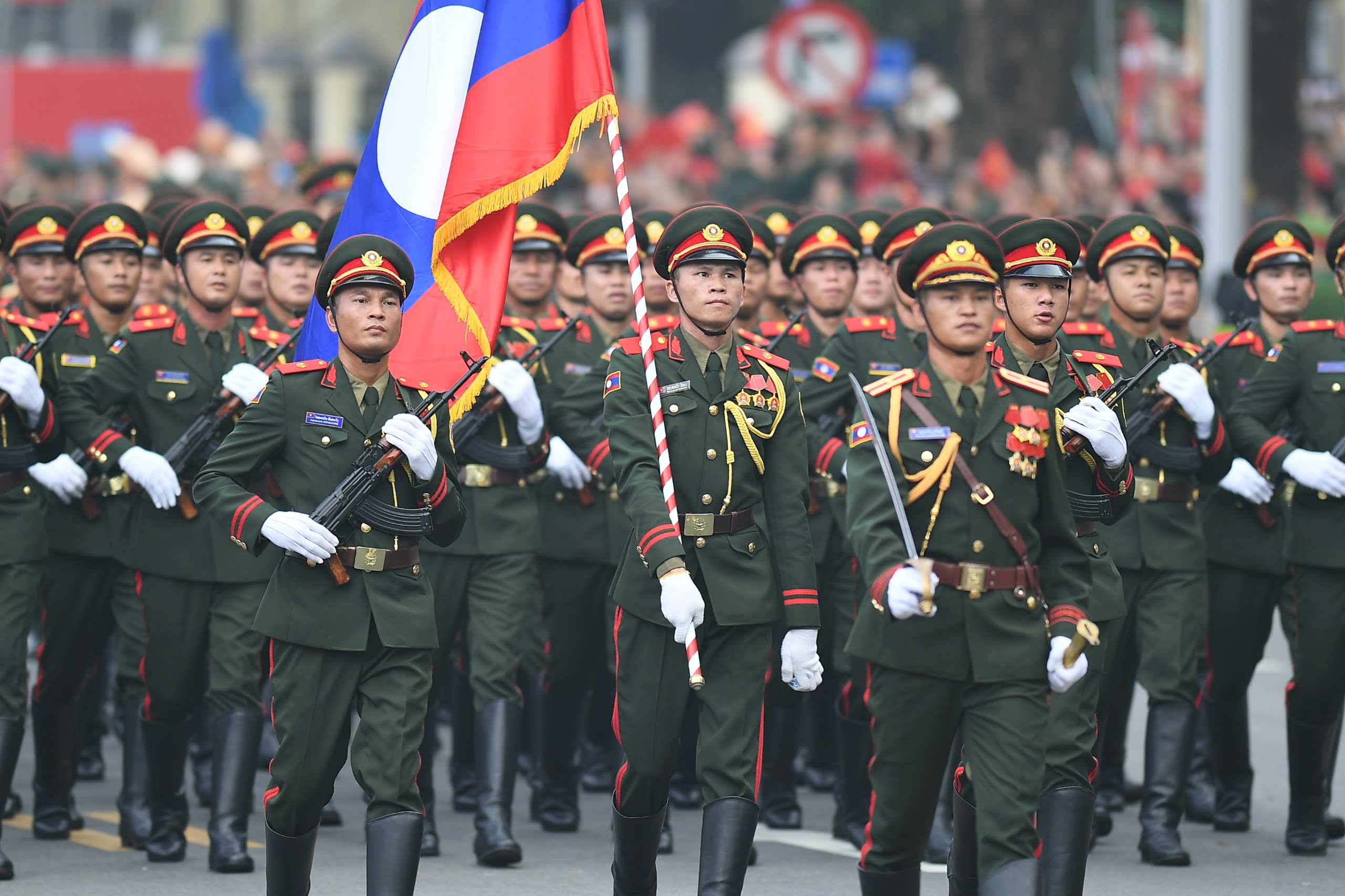 Bật mí những loại súng của khối quân đội nước ngoài tham gia diễu binh A80- Ảnh 9. Bật mí những loại súng của khối quân đội nước ngoài tham gia diễu binh A80- Ảnh 9.