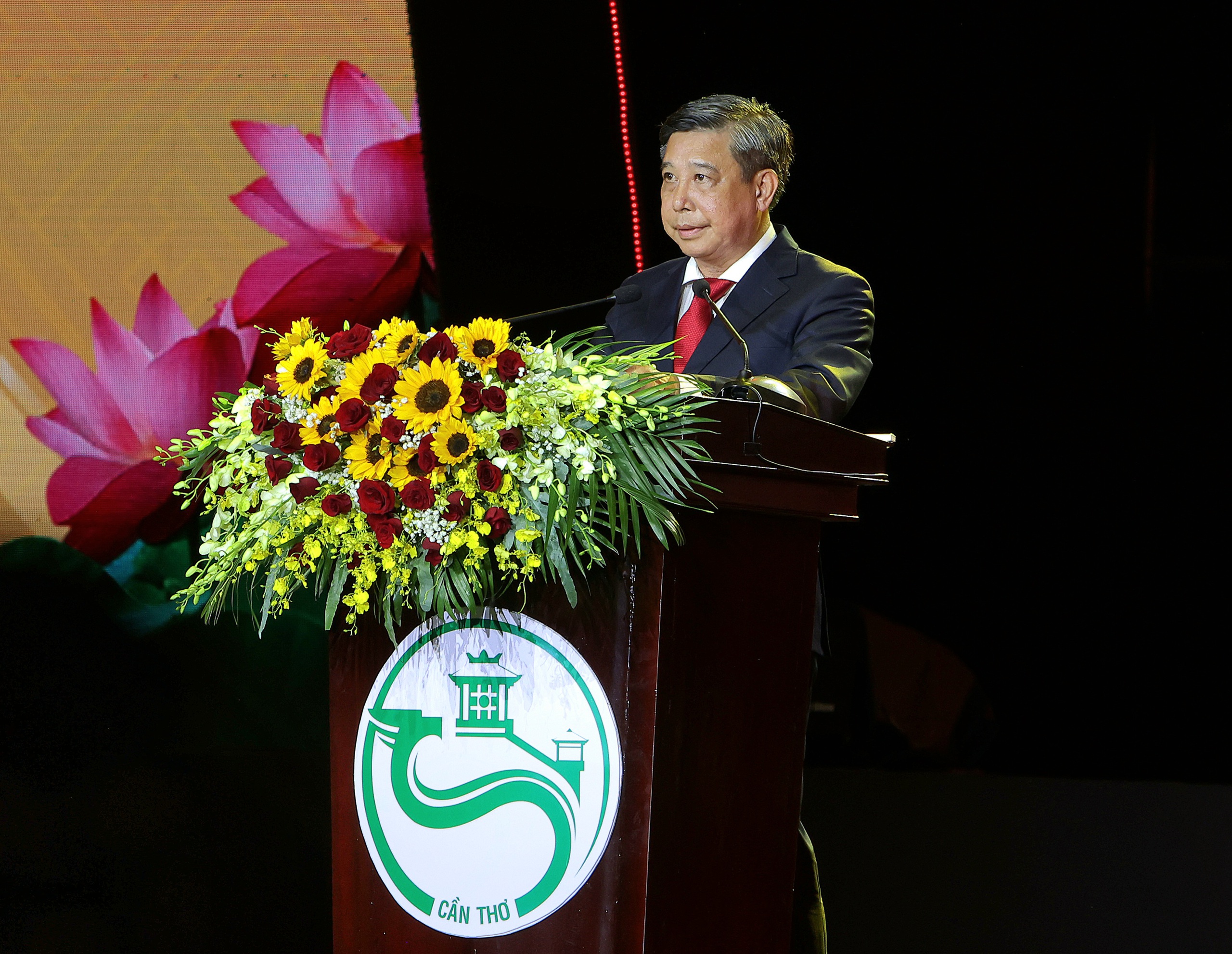Cần Thơ tăng trưởng khả quan về kinh tế - Ảnh 1.