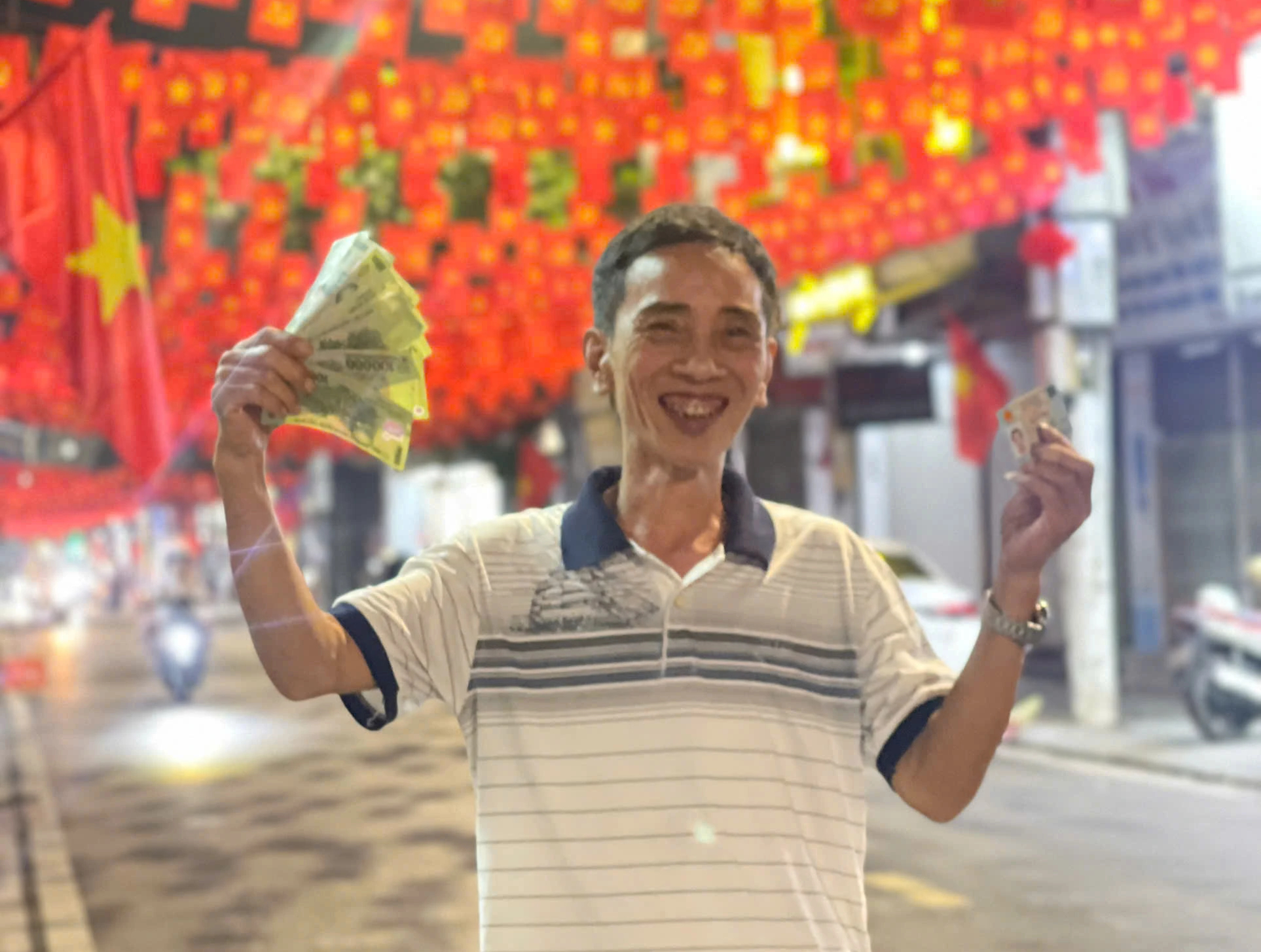 100% xã, phường đã nhận kinh phí quà Quốc khánh- Ảnh 1. 100% xã, phường đã nhận kinh phí quà Quốc khánh- Ảnh 1.