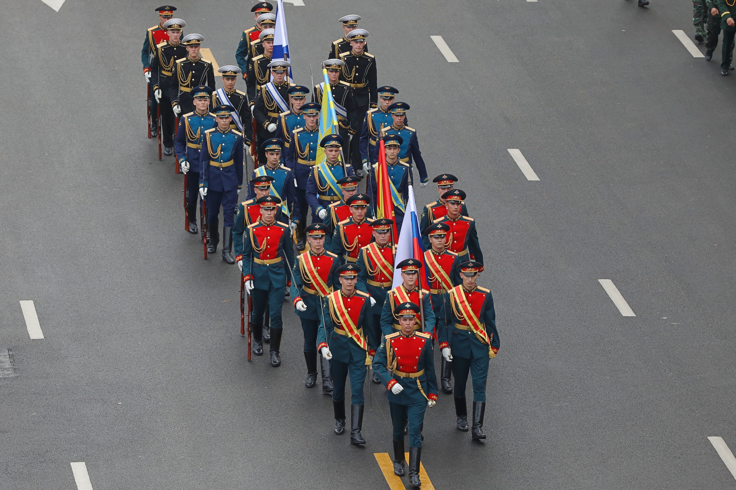 L&atilde;nh đạo c&aacute;c nước ch&uacute;c mừng kỷ niệm 80 năm Quốc kh&aacute;nh Việt Nam - Ảnh 6.