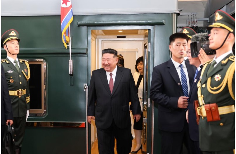 Ông Kim Jong-un đã đến Bắc Kinh - Ảnh 4.