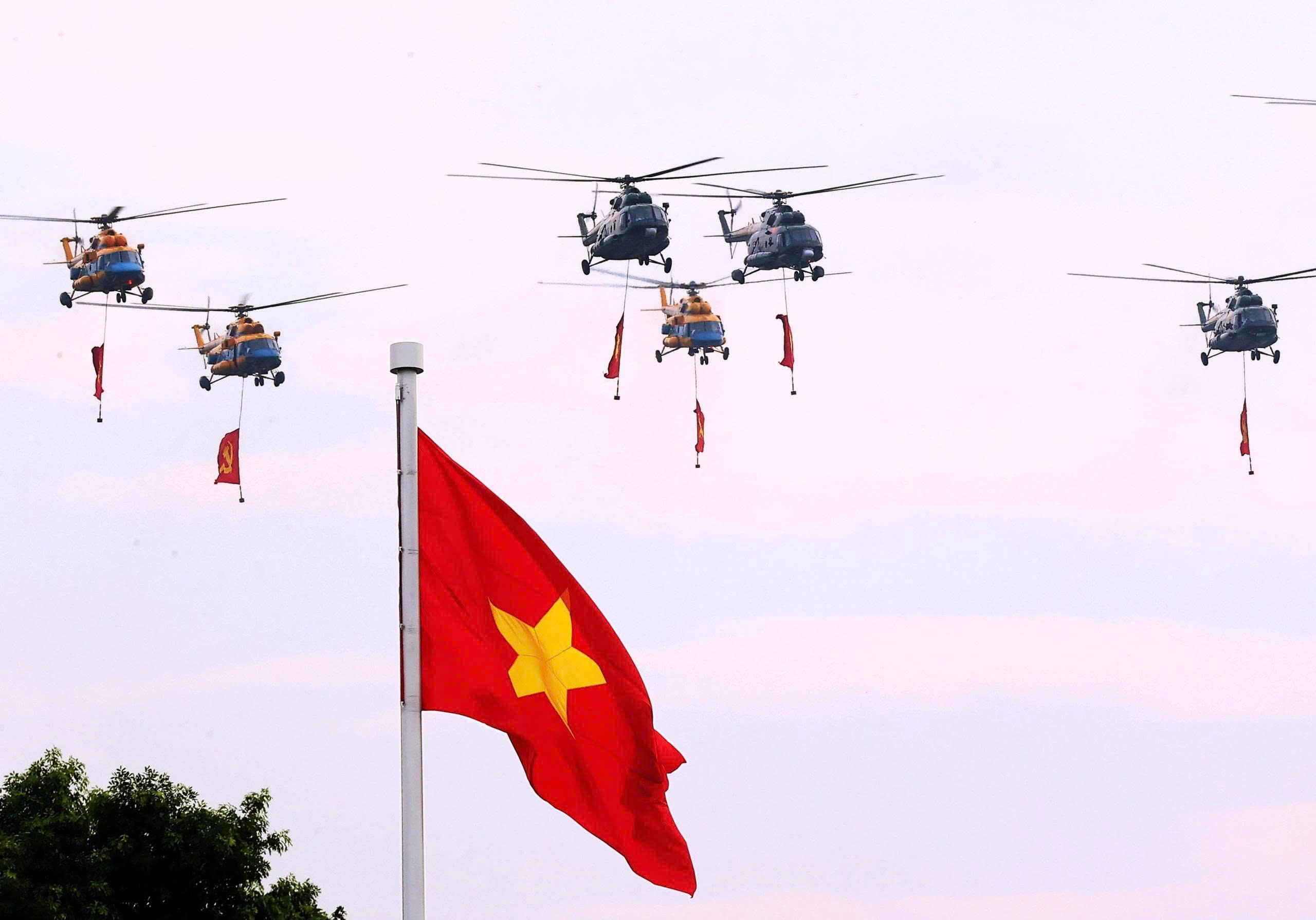 Toàn cảnh lễ diễu binh , diễu hành kỷ niệm 80 năm Quốc khánh 2 . 9 - Ảnh 4. Toàn cảnh lễ diễu binh , diễu hành kỷ niệm 80 năm Quốc khánh 2 . 9 - Ảnh 4.