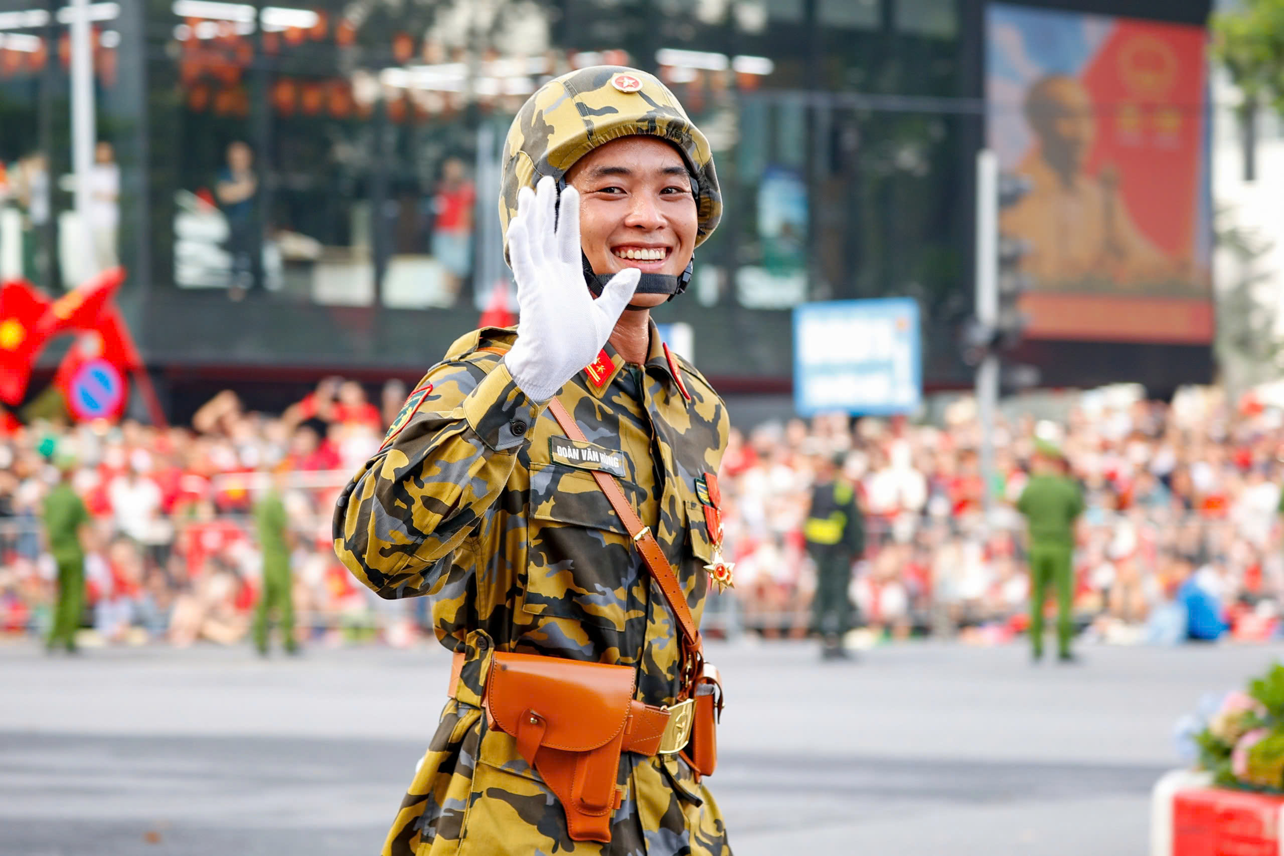 Diễu binh 2023: Chiêm ngưỡng màn trình diễn ấn tượng tại lễ hội lớn nhất năm - Ảnh 5. Diễu binh 2023: Chiêm ngưỡng màn trình diễn ấn tượng tại lễ hội lớn nhất năm - Ảnh 5.