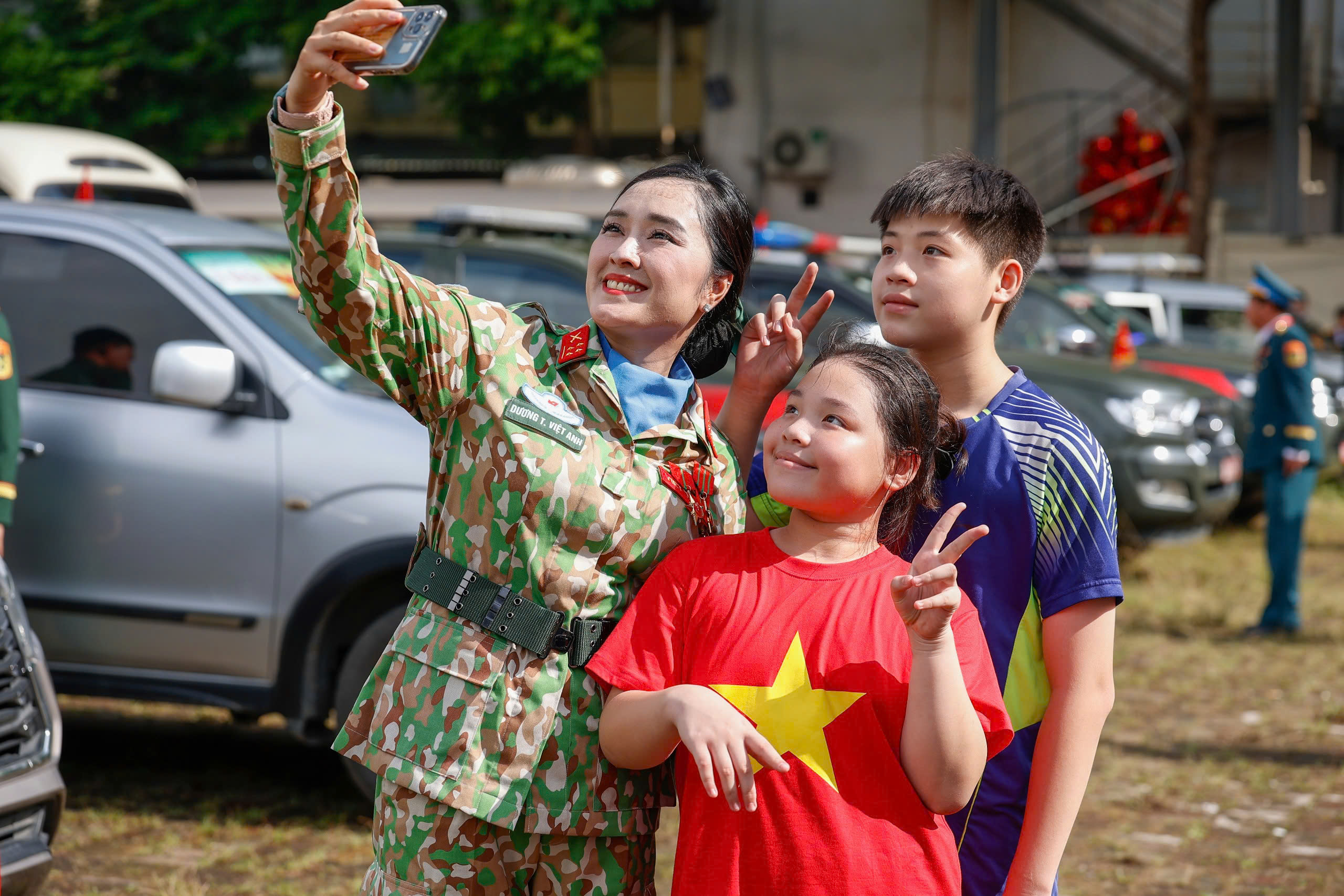 Diễu binh 2023: Chiêm ngưỡng màn trình diễn ấn tượng tại lễ hội lớn nhất năm - Ảnh 3. Diễu binh 2023: Chiêm ngưỡng màn trình diễn ấn tượng tại lễ hội lớn nhất năm - Ảnh 3.