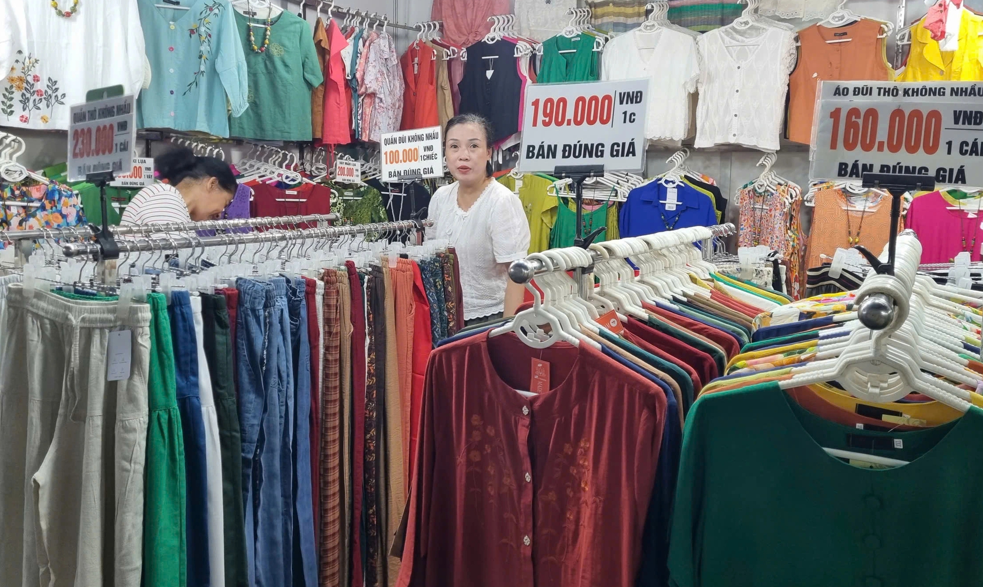 Hướng dẫn nộp thuế thu nhập cá nhân cho hộ kinh doanh tại Hà Nội - Ảnh 2. Hướng dẫn nộp thuế thu nhập cá nhân cho hộ kinh doanh tại Hà Nội - Ảnh 2.