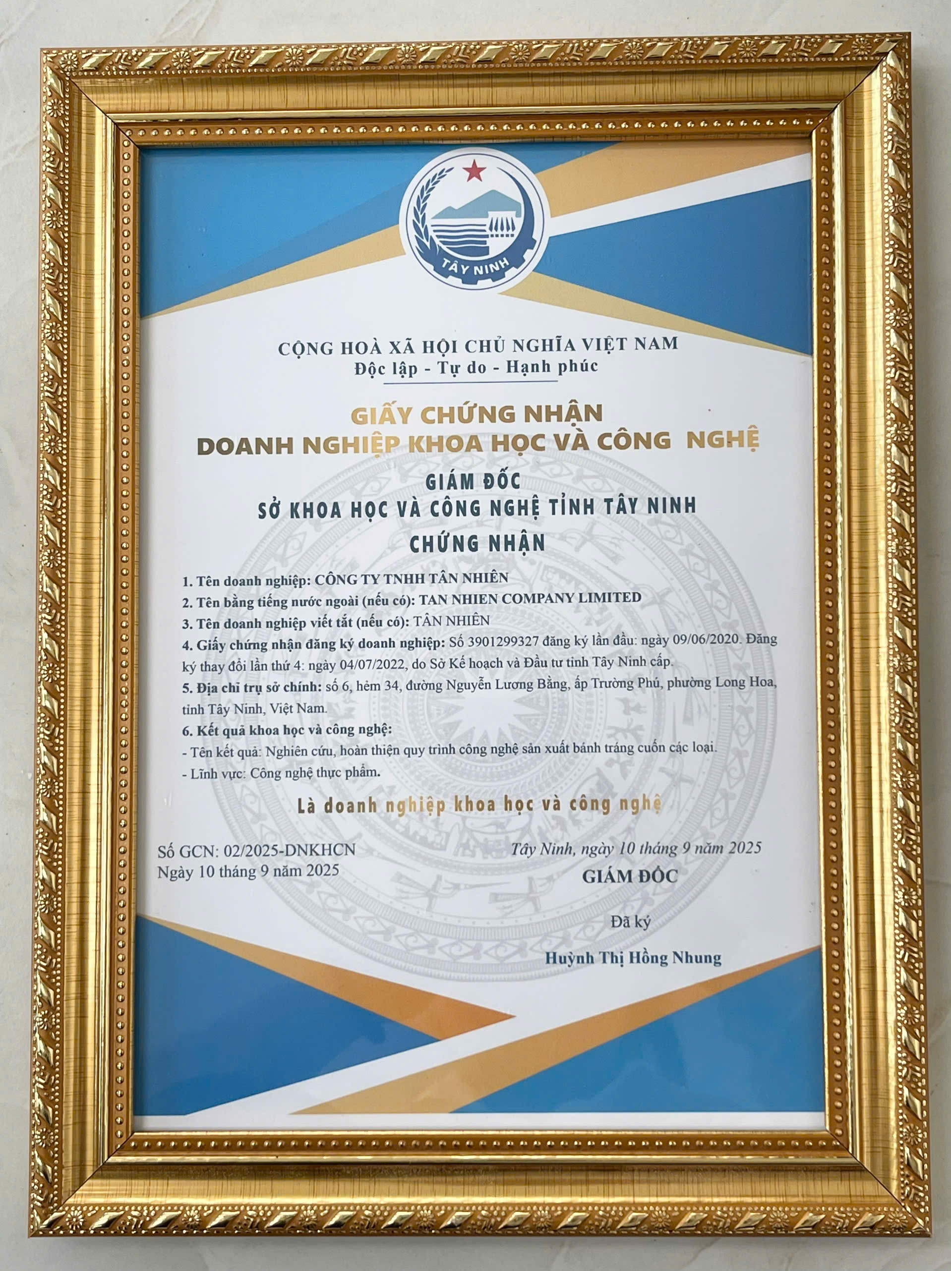 Một doanh nghiệp làm bánh tráng nhận danh hiệu 'Doanh nghiệp Khoa học và Công nghệ'- Ảnh 2. Một doanh nghiệp làm bánh tráng nhận danh hiệu 'Doanh nghiệp Khoa học và Công nghệ'- Ảnh 2.