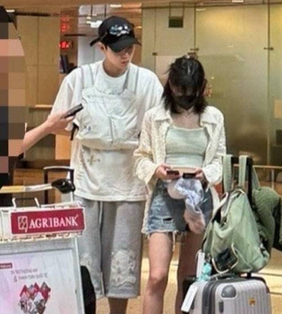 'Em gái quốc dân' Kim Yoo Jung hẹn hò bạn diễn ở Nha Trang? - Ảnh 2.