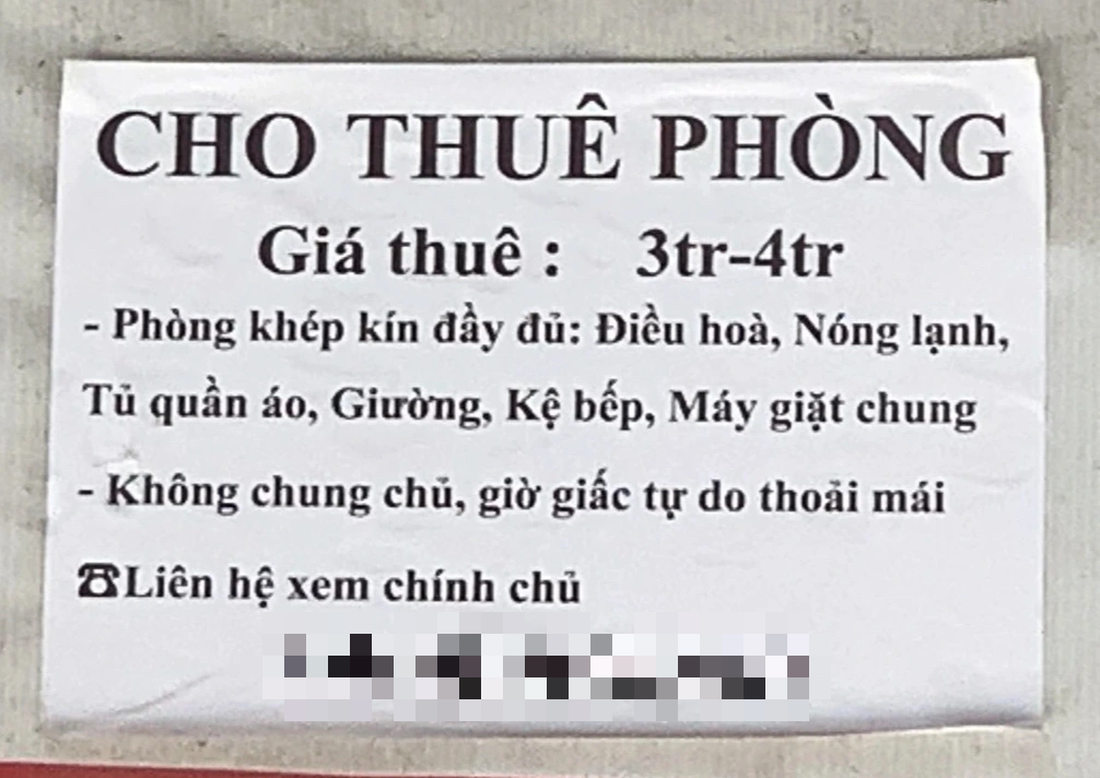 Tân sinh viên chật vật tìm nhà trọ giữa Hà Nội đắt đỏ - Ảnh 2.