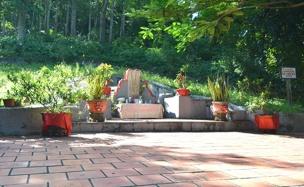 Ha Tien Thap Canh៖ រឿងដ៏រំភើបនៃភ្នំ Binh San - រូបថត ៣. Hà Tiên thập cảnh: Chuyện ly kỳ ở núi Bình San- Ảnh 3.